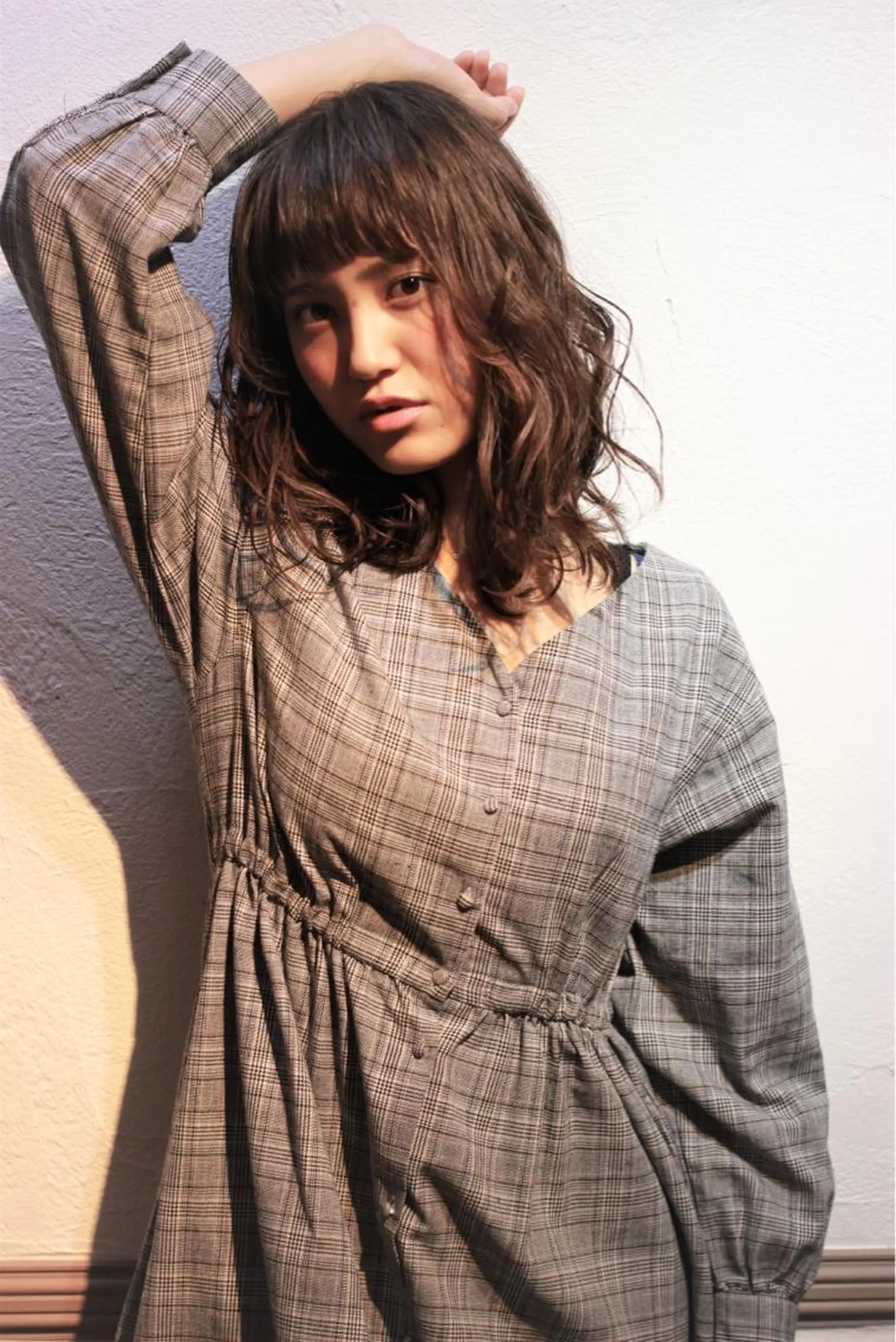 ミディアム 所渉/韓国レイヤー /ウルフカットのヘアスタイル