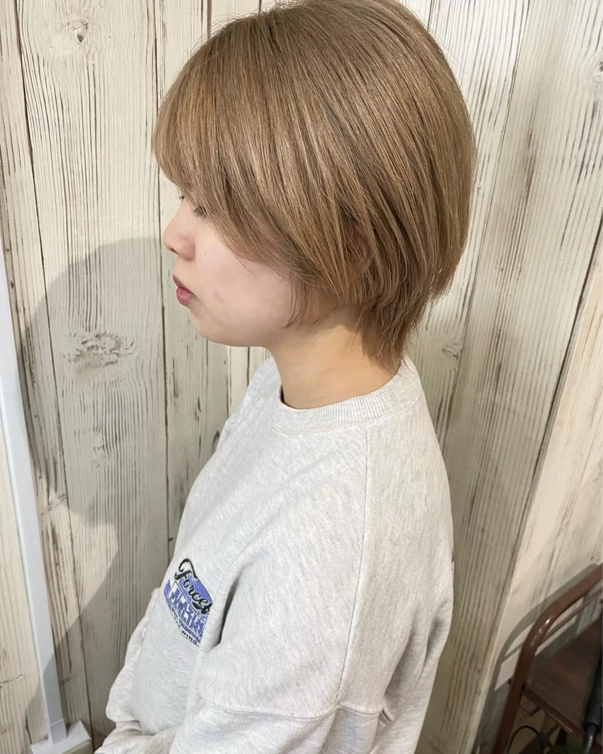 ショート カラー アッシュ 透明感カラー インナーカラー くびれヘア 外国人風カラー reverie【レヴリー】所属・夜23時まで予約🉑 reverieあきらのヘアスタイル