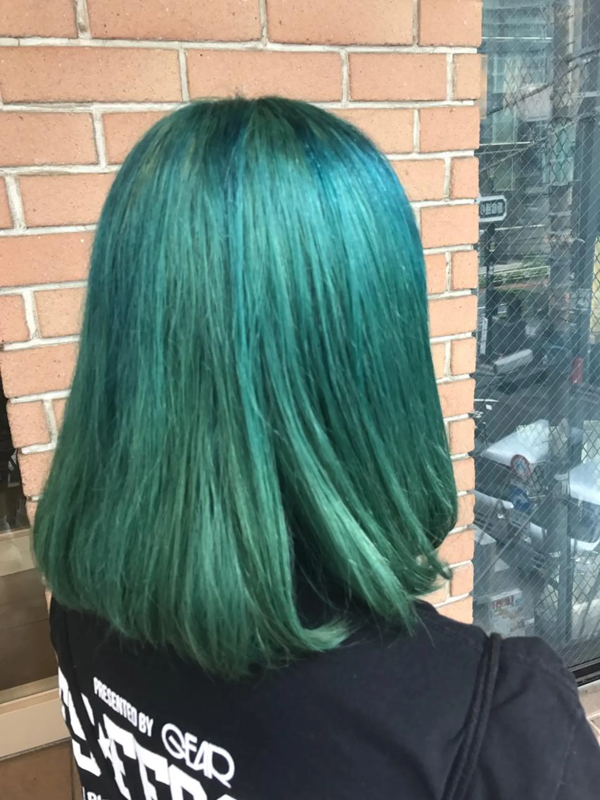 ミディアム カラー パーマ ヘアアレンジ メンズ キッズ ネイル マツエク・マツパ グリーン サロンドミルク 原宿のヘアスタイル