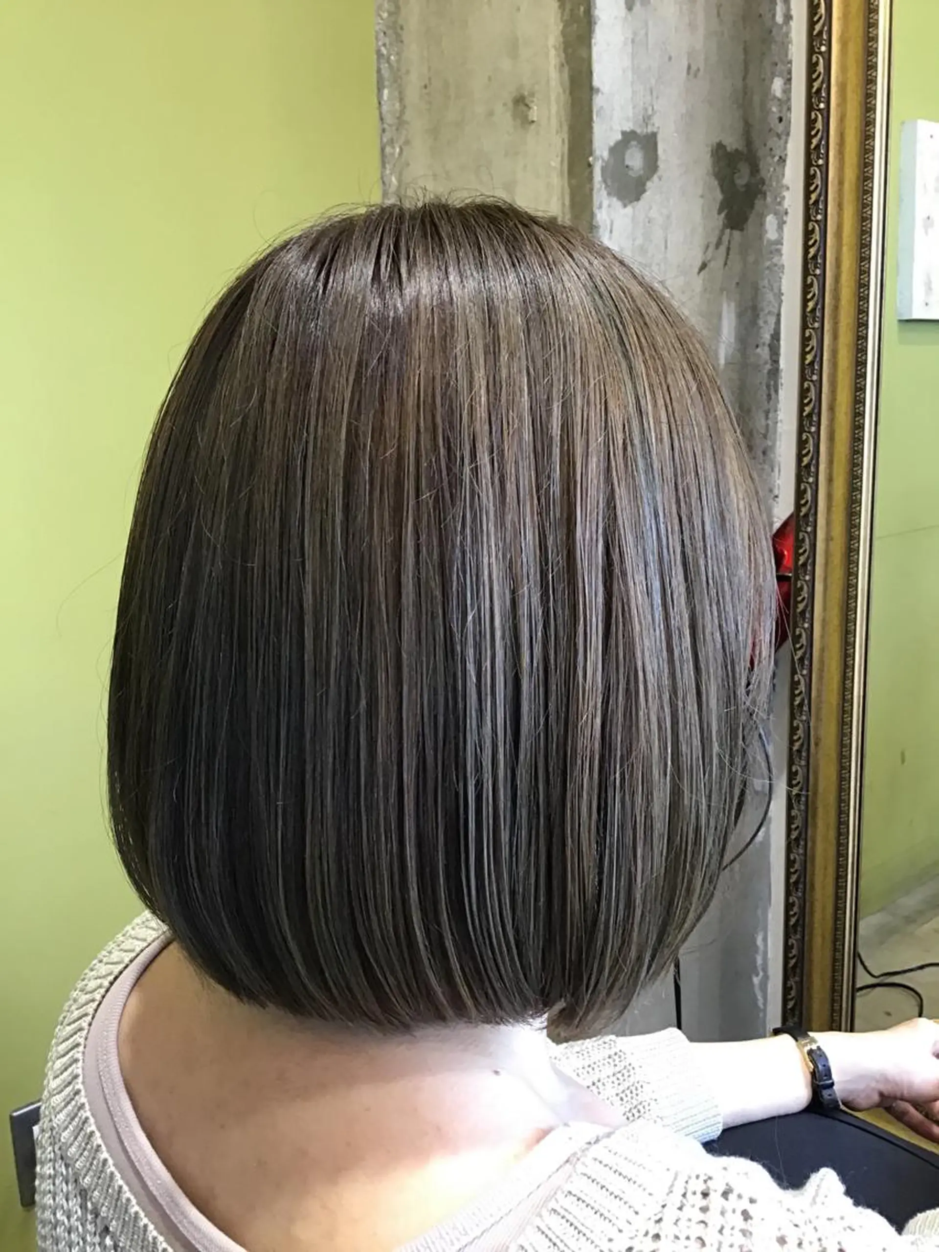 ミディアム カット ヘアカラー ヘッドスパ エイジングケア特化 サーカス/育毛/スパのヘアスタイル