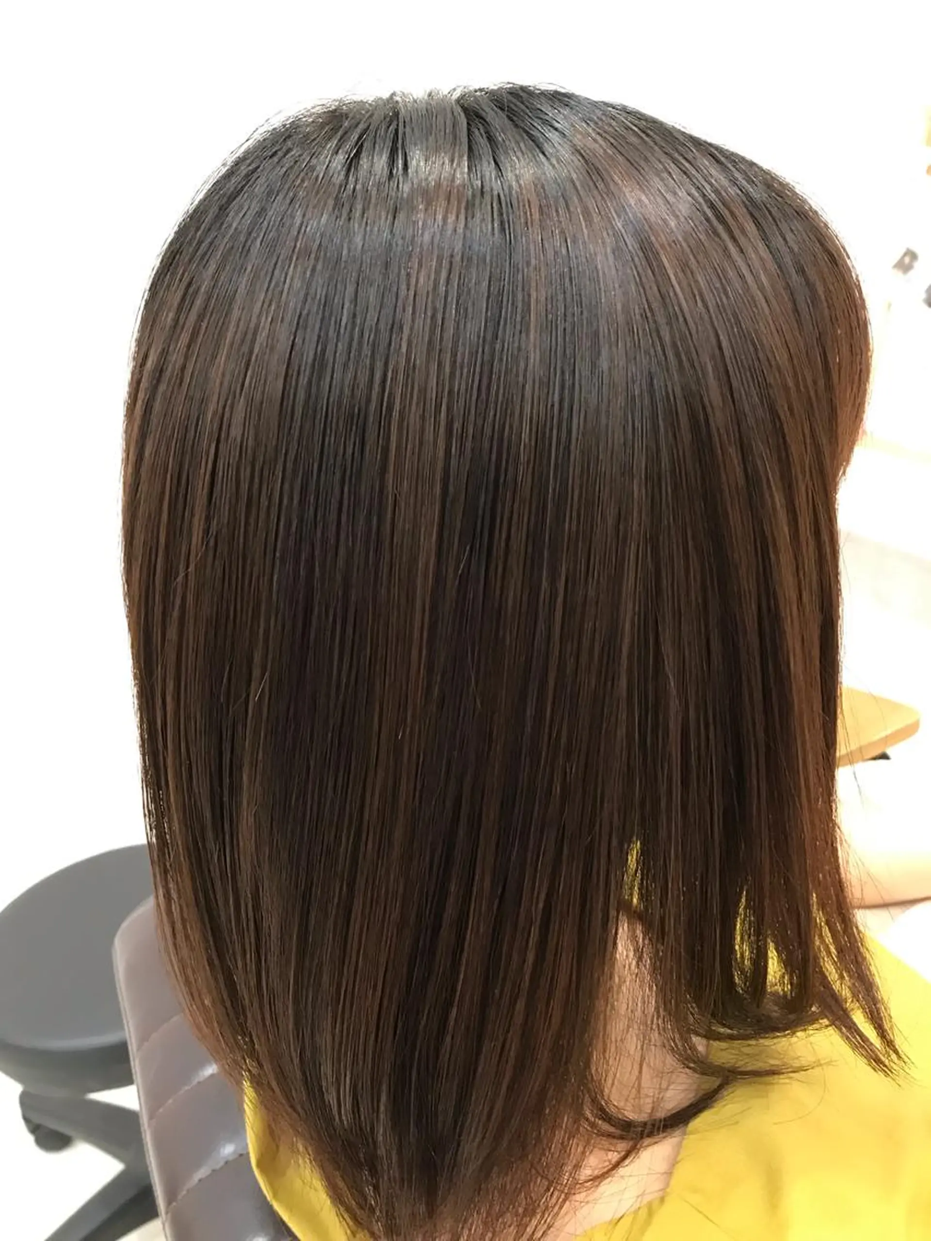 ミディアム 野澤 朱里のヘアスタイル