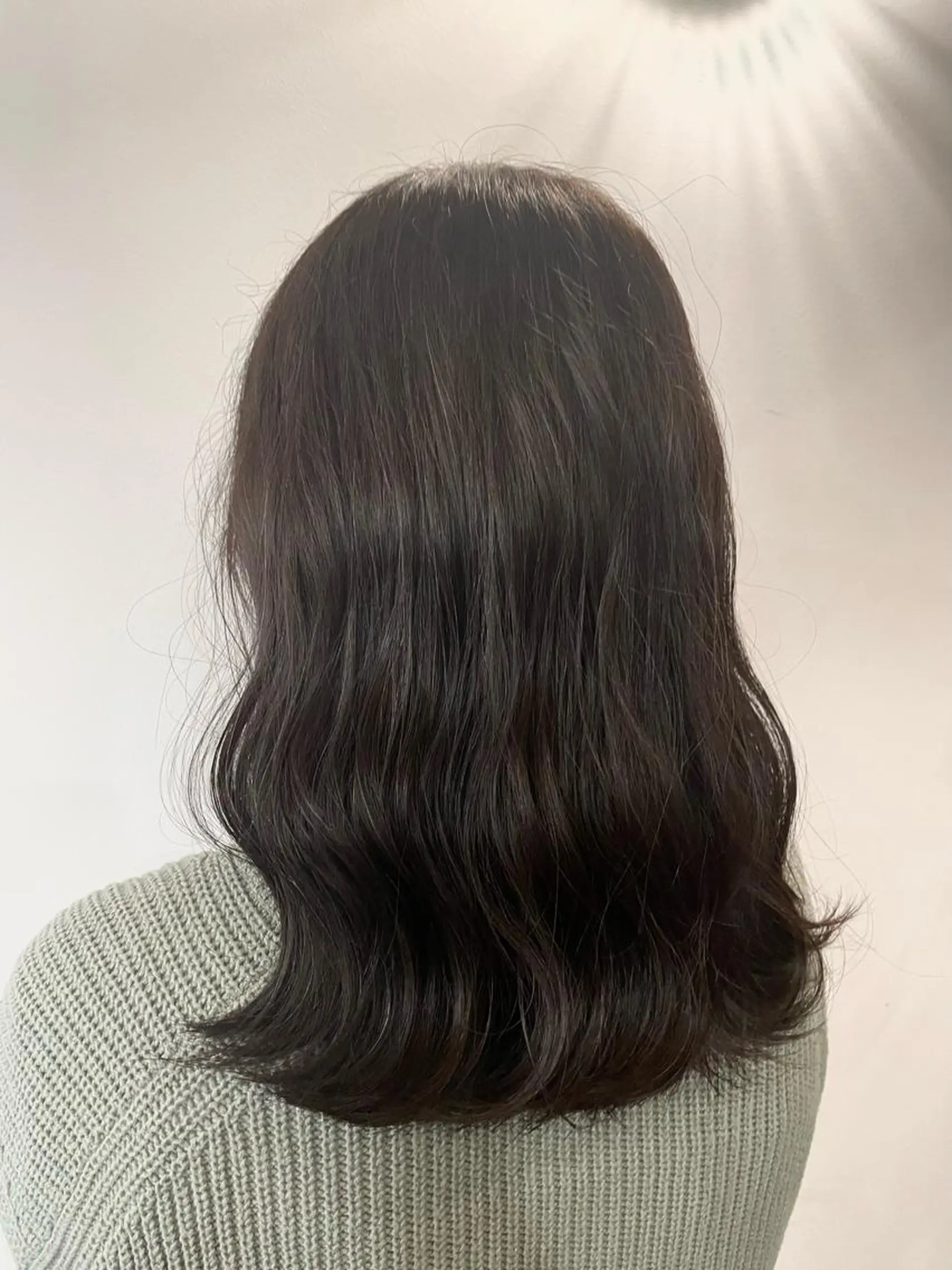 ミディアム カラー 鈴木 綾子のヘアスタイル