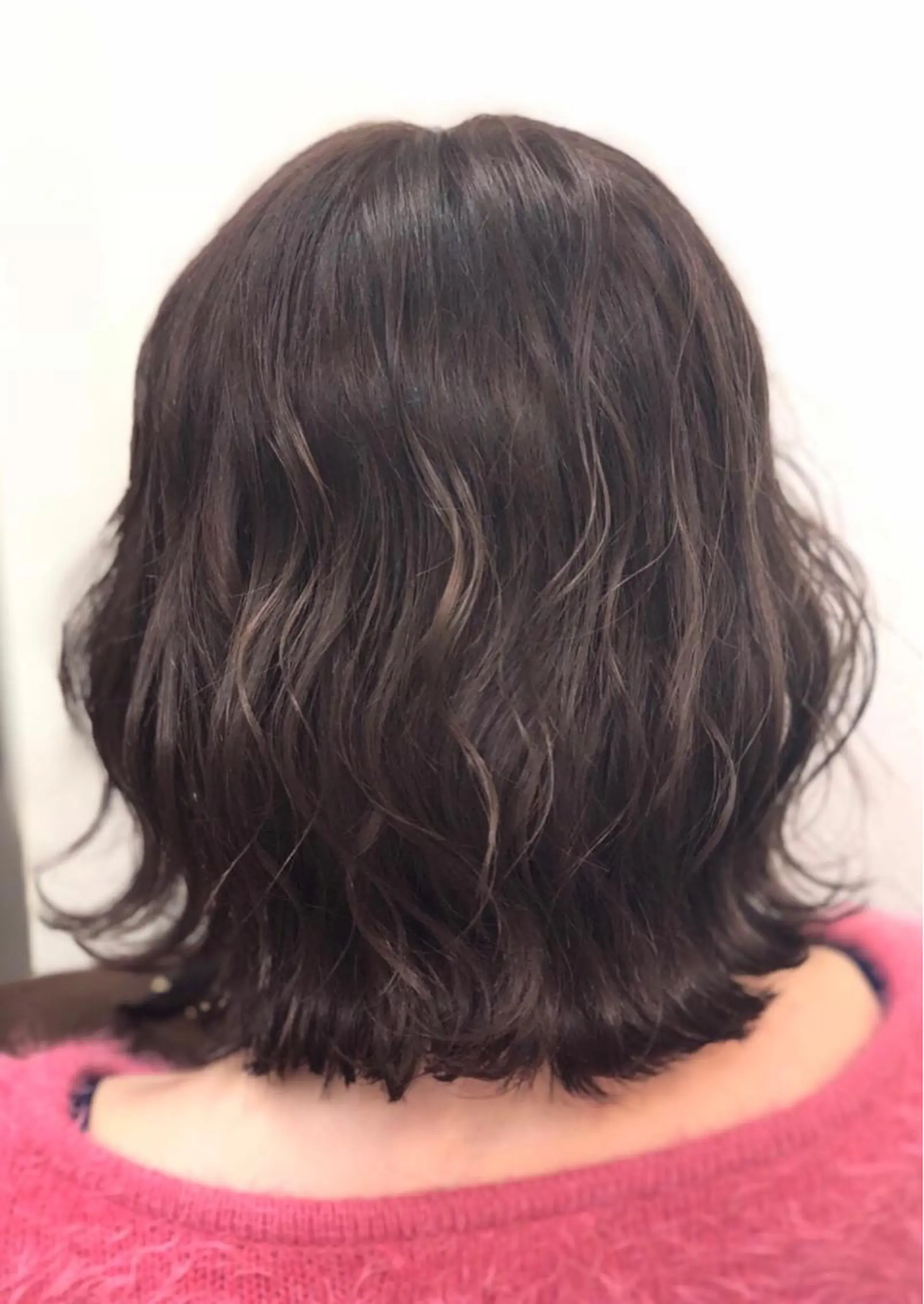 ミディアム アッシュ ヘアカラー トリートメント MAKO ❤️🔥NEXTのヘアスタイル