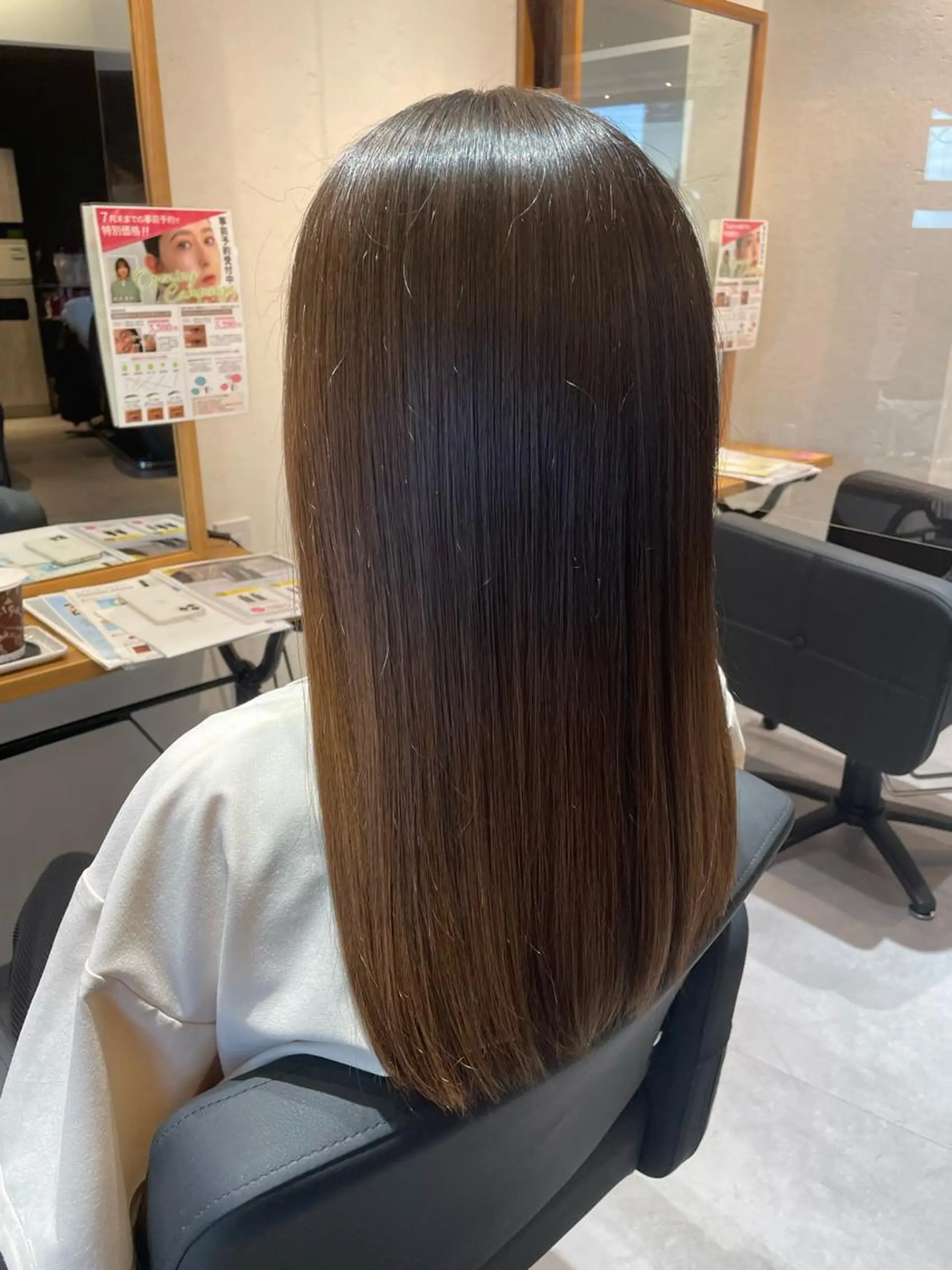 セミロング solv.【ソルヴ】所属・藤田一輝 【美髪職人】のヘアスタイル