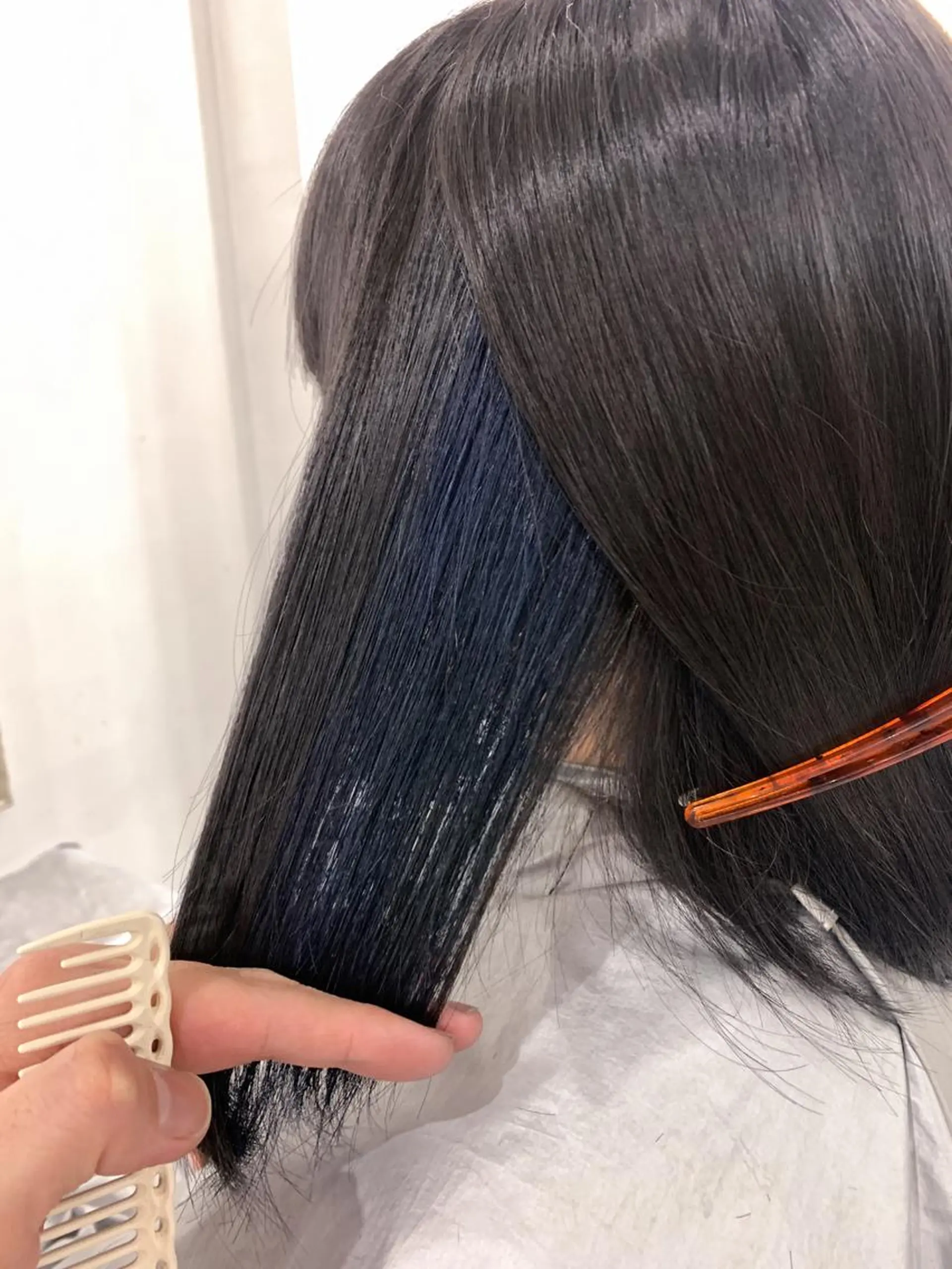 ミディアム カラー エクステ(レミー毛) NINEのヘアスタイル