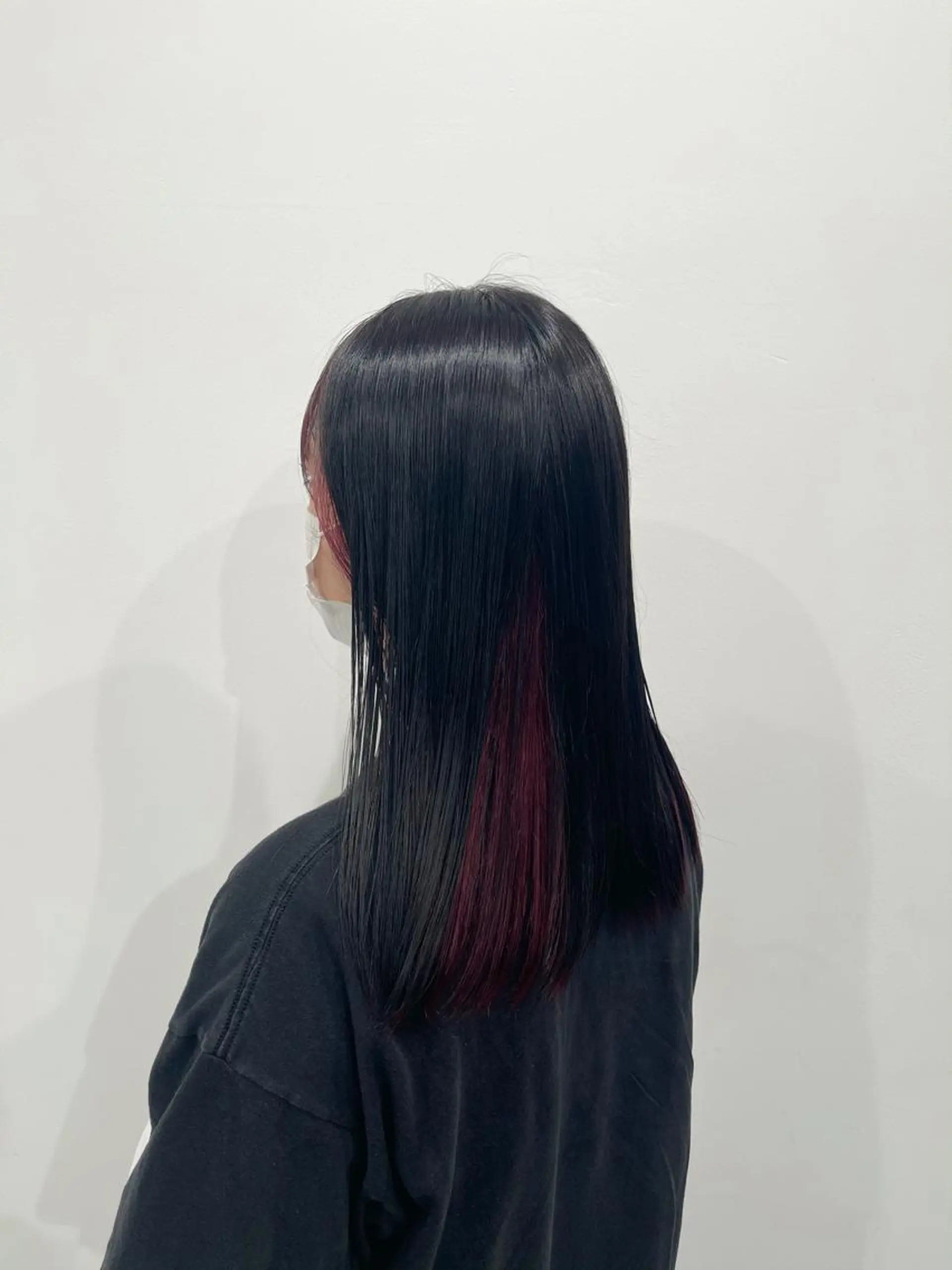 ロング カラー ヘアカラー トリートメント TAKUMI .のヘアスタイル