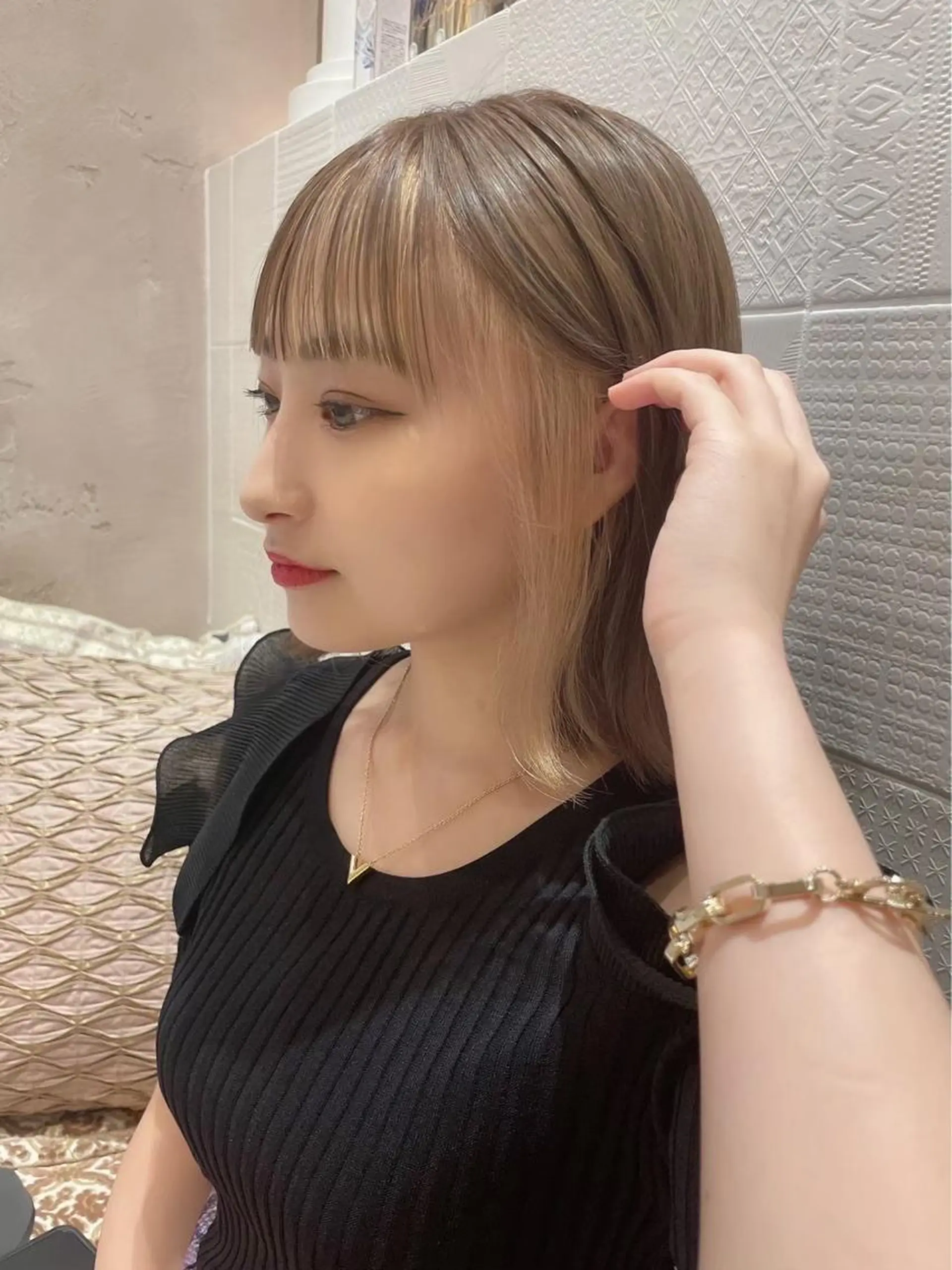 ショート カラー インナーカラー 小嶋 真滋のヘアスタイル