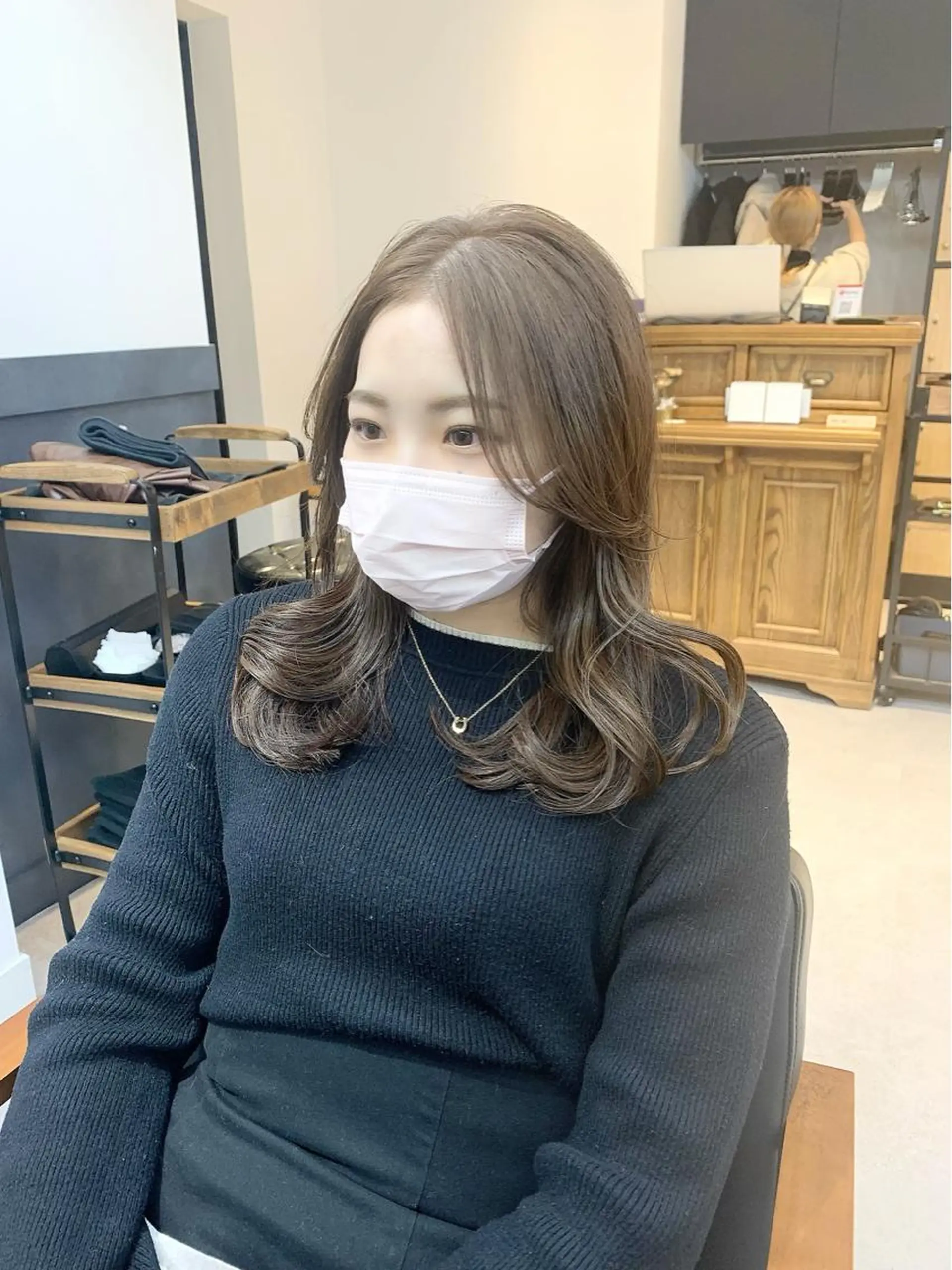 セミロング カラー パーマ ヘアアレンジ メンズ キッズ ネイル マツエク・マツパ アイブロウ カット 縮毛矯正 レイヤーカット 🌿透け感カラーのヘアスタイル