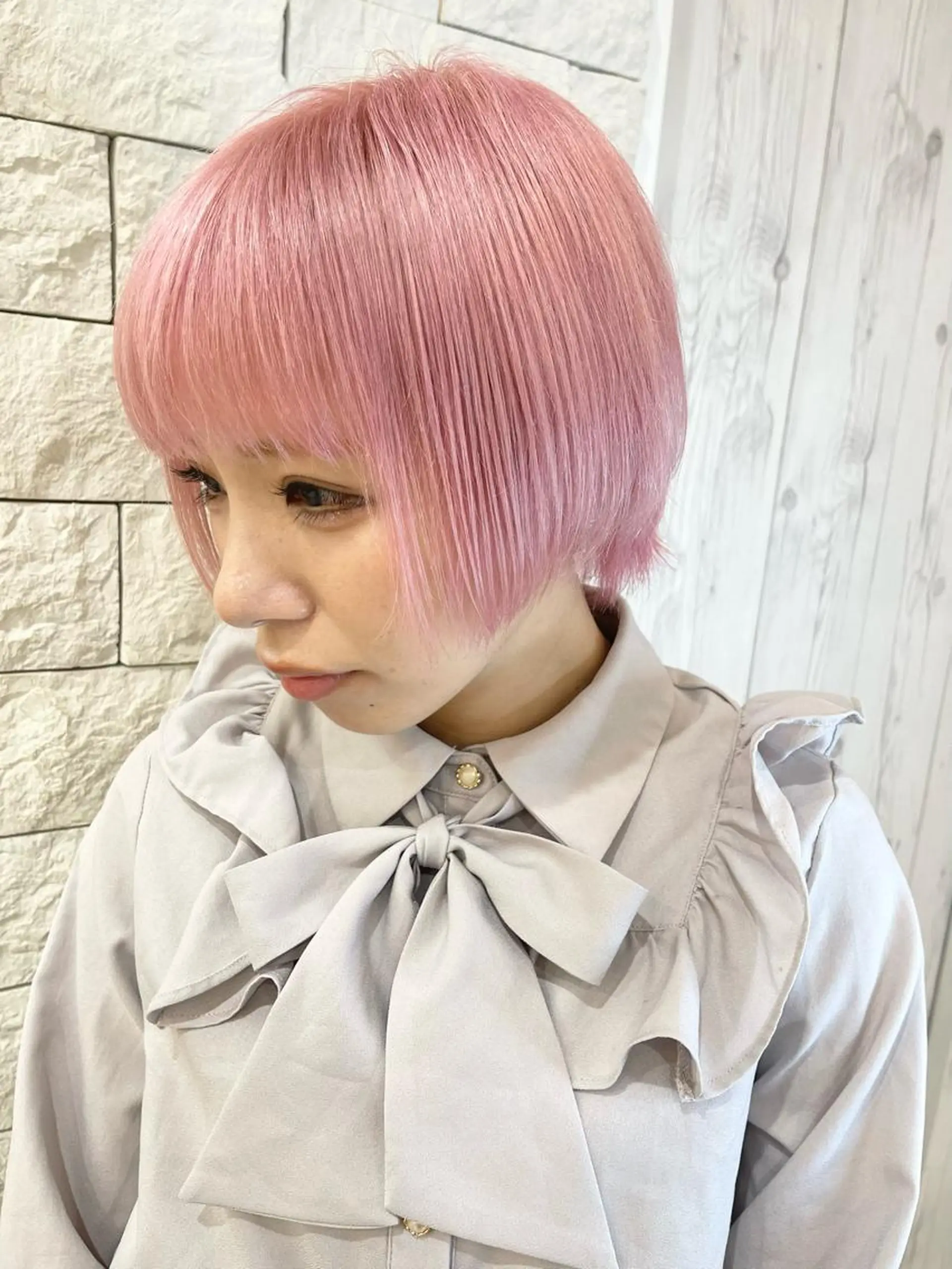 カラー ピンクカラー ヘアカラー 名古屋のピンク好き かずくん🦩のヘアスタイル