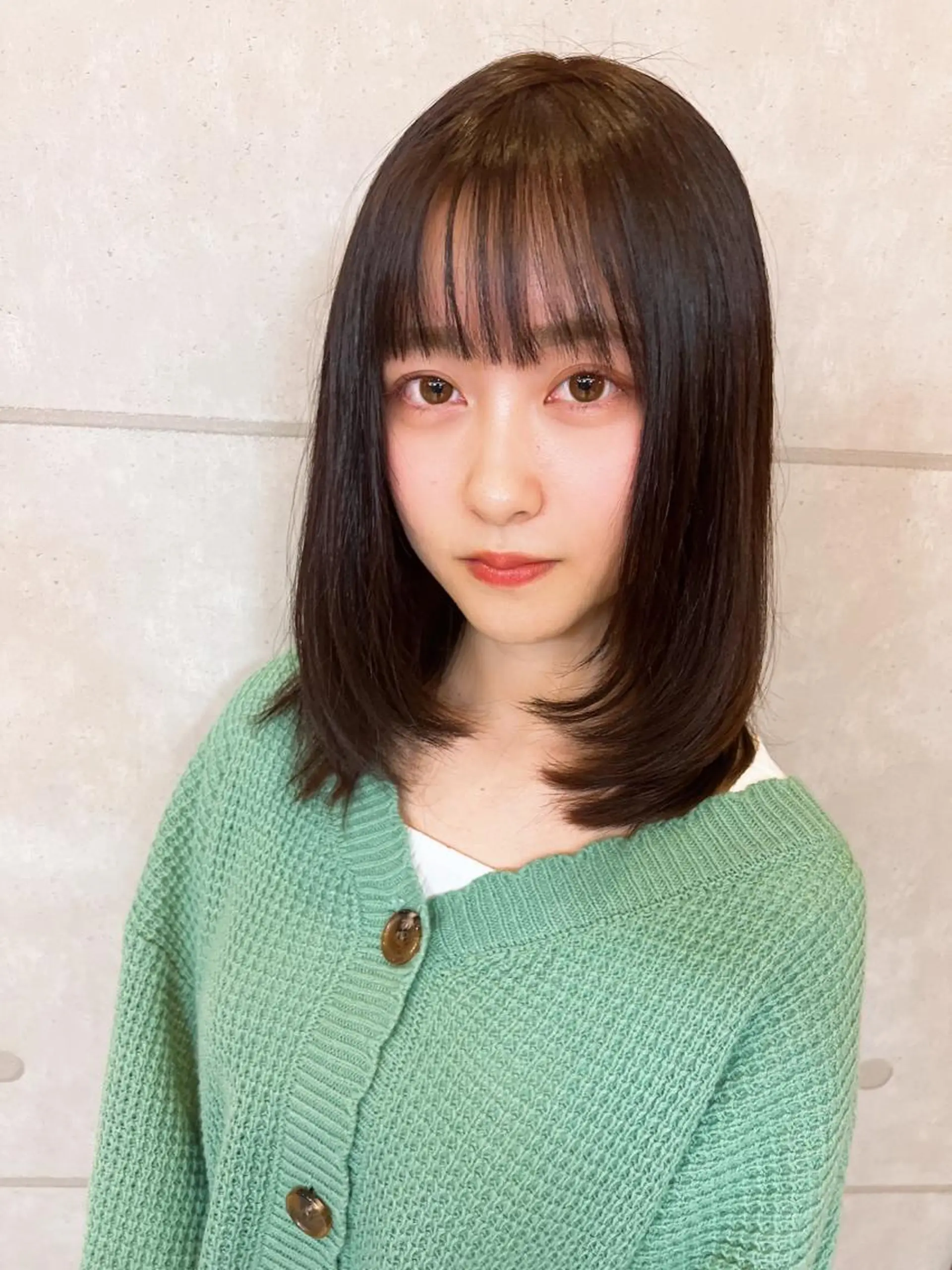 セミロング カラー 髪質改善 レイヤーカット 艶髪専門美容師🏄 kazuレスlessのヘアスタイル