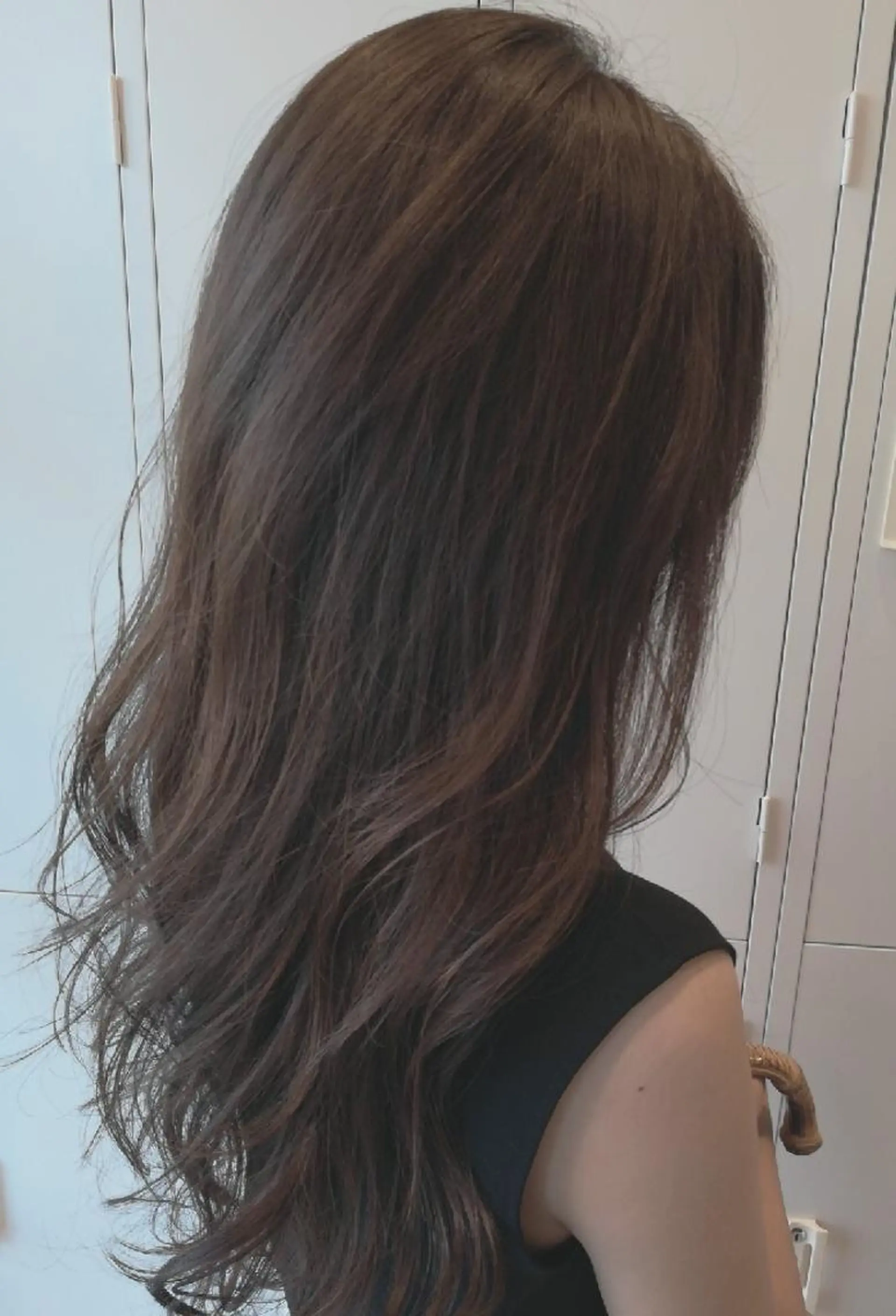 ロング カラー ベージュカラー 黒髪 透明感カラー フォギーベージュ Hair's RooMのヘアスタイル