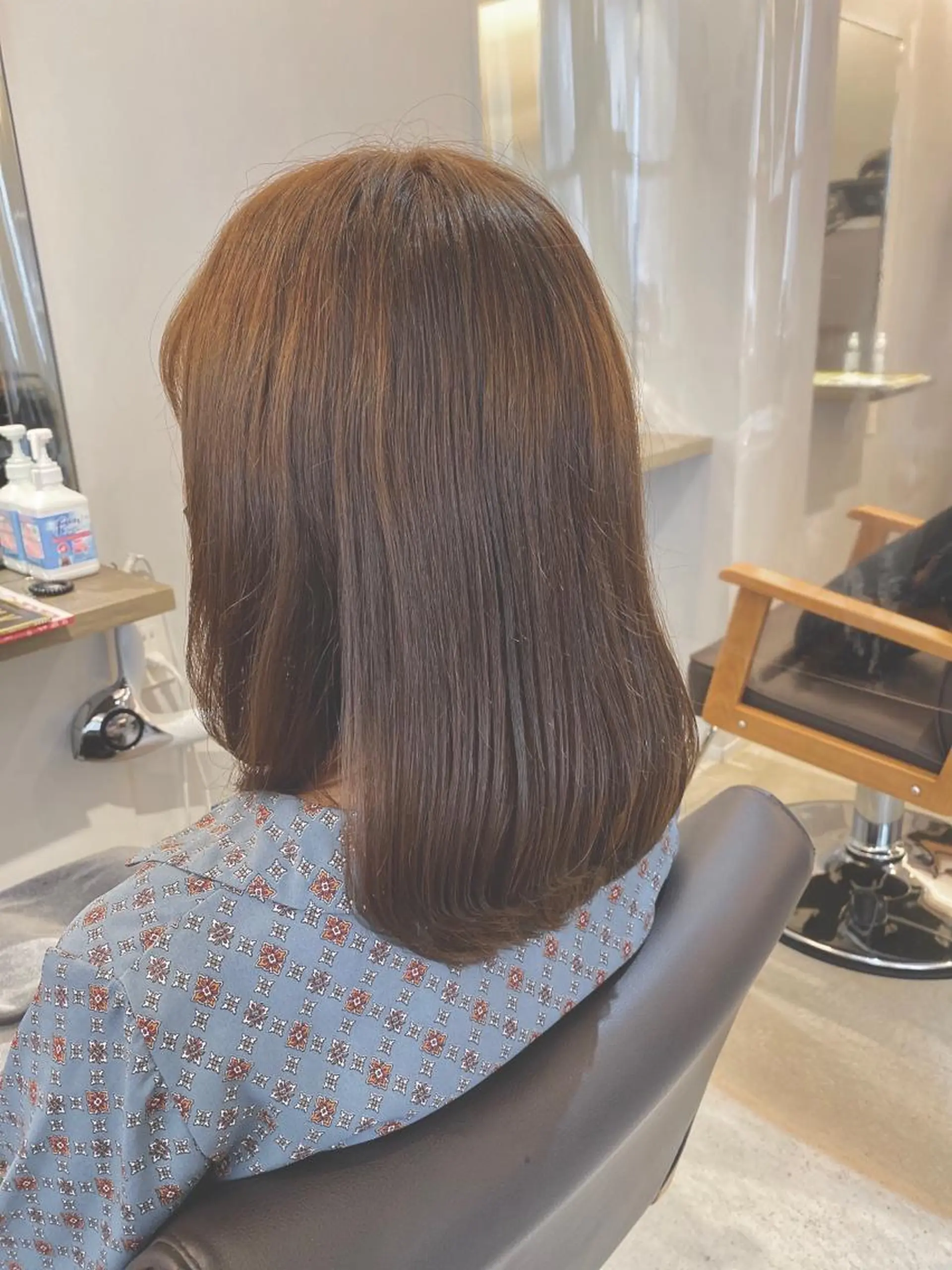 ミディアム 顔周りデザイン/ ママ美容師/濱ほのかのヘアスタイル