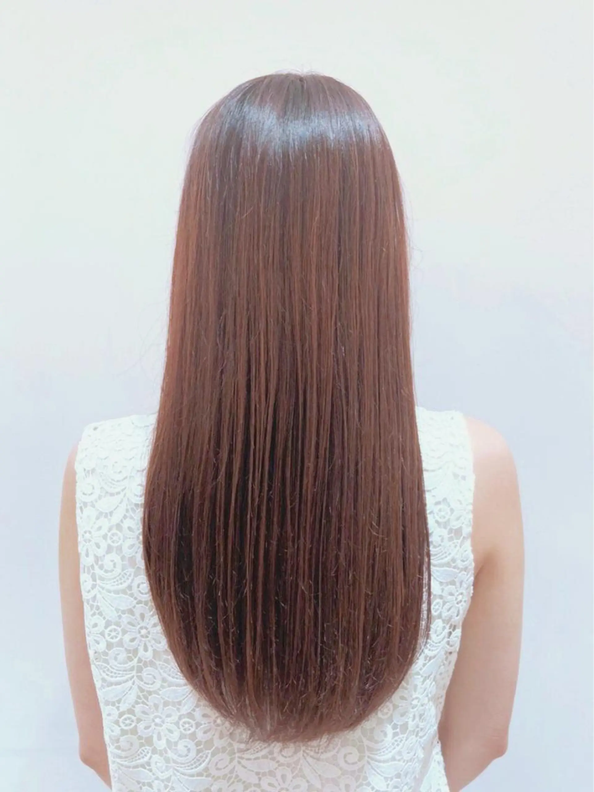 ロング 前田 梨沙のヘアスタイル