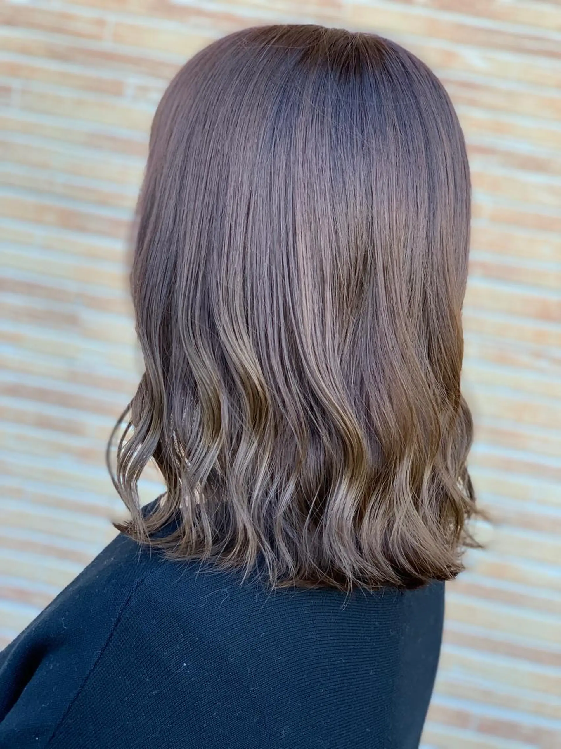 セミロング メンズスタイル バレイヤージュ　齋藤のヘアスタイル