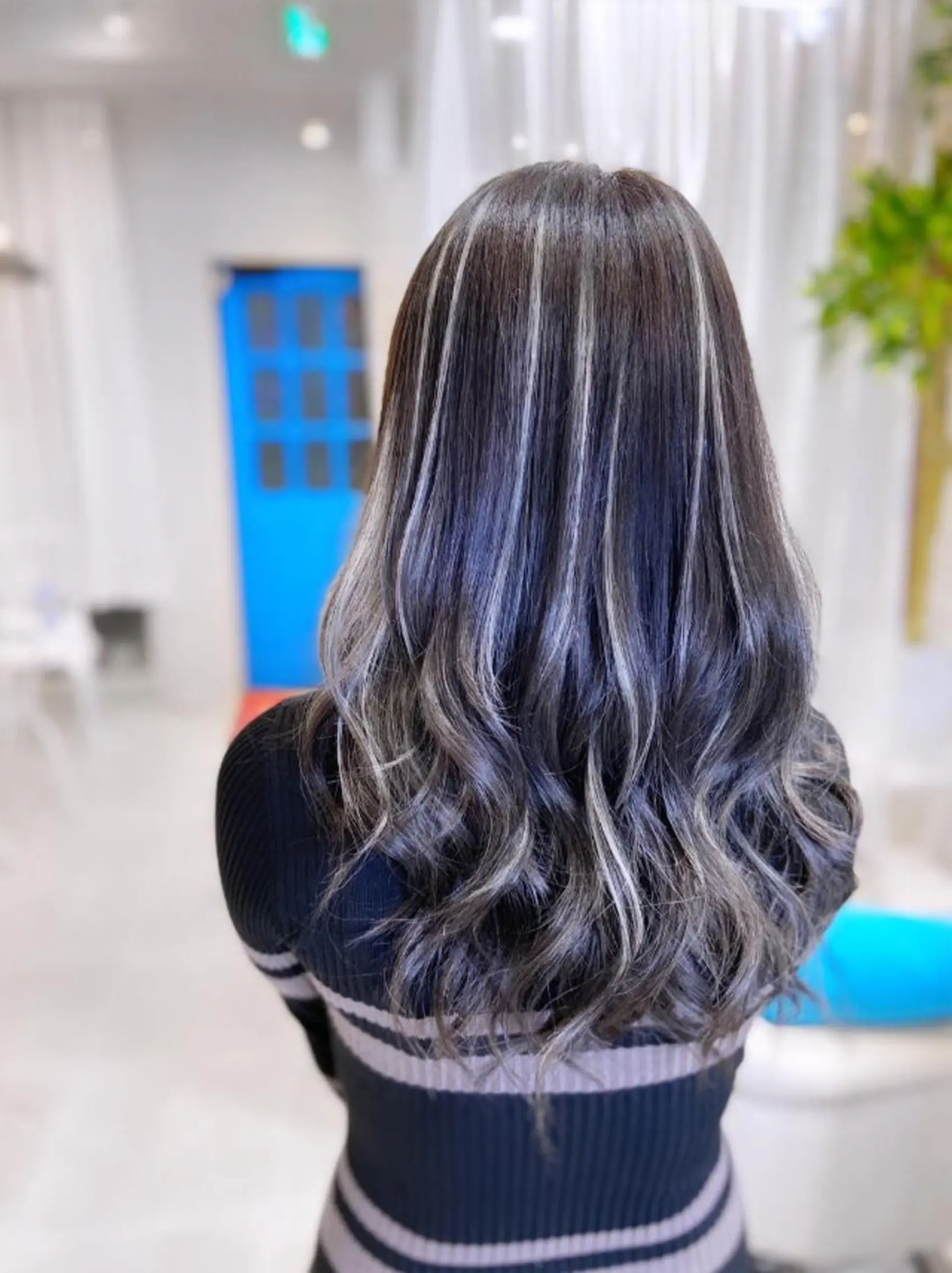 セミロング カラー ヘアアレンジ ハイライトカラー ハイライト ヘアカラー トリートメント 次世代シールエクステ 錦糸町 小泉 朋之のヘアスタイル