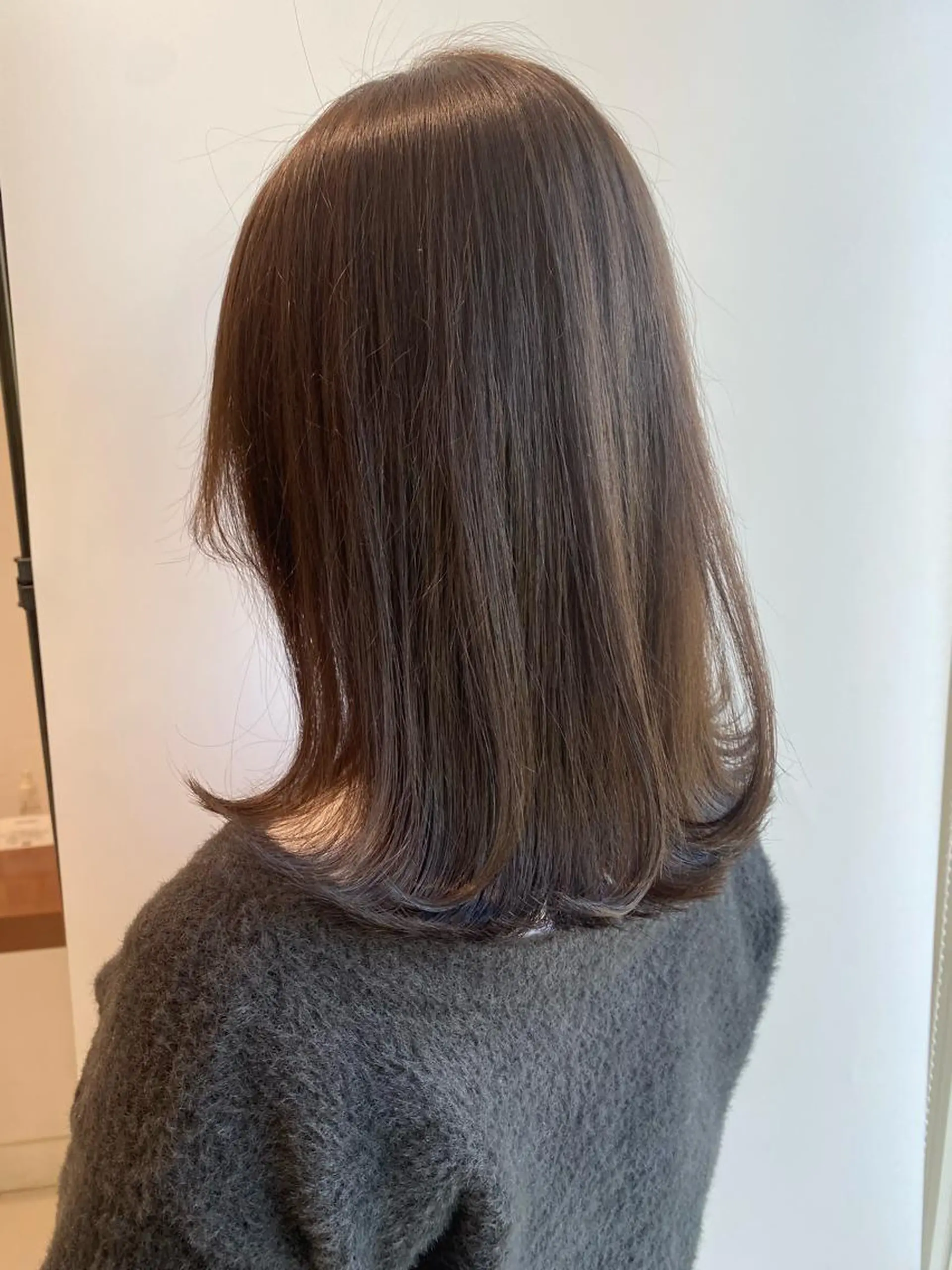 ミディアム カラー ウルフカット ハッシュカット/七海のヘアスタイル