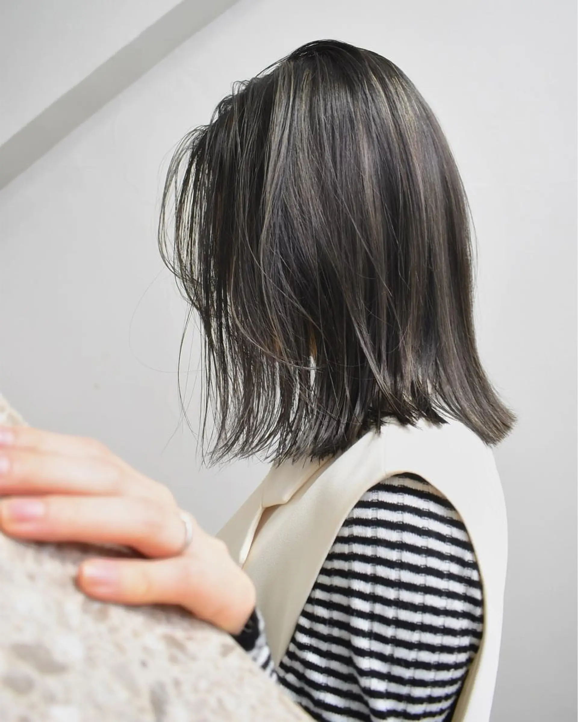 ショート カラー グレージュ ハイライトカラー ボブ ハイライト カット ヘアカラー トリートメント ヘアセット メンズ特化 パーマ/オザワのヘアスタイル