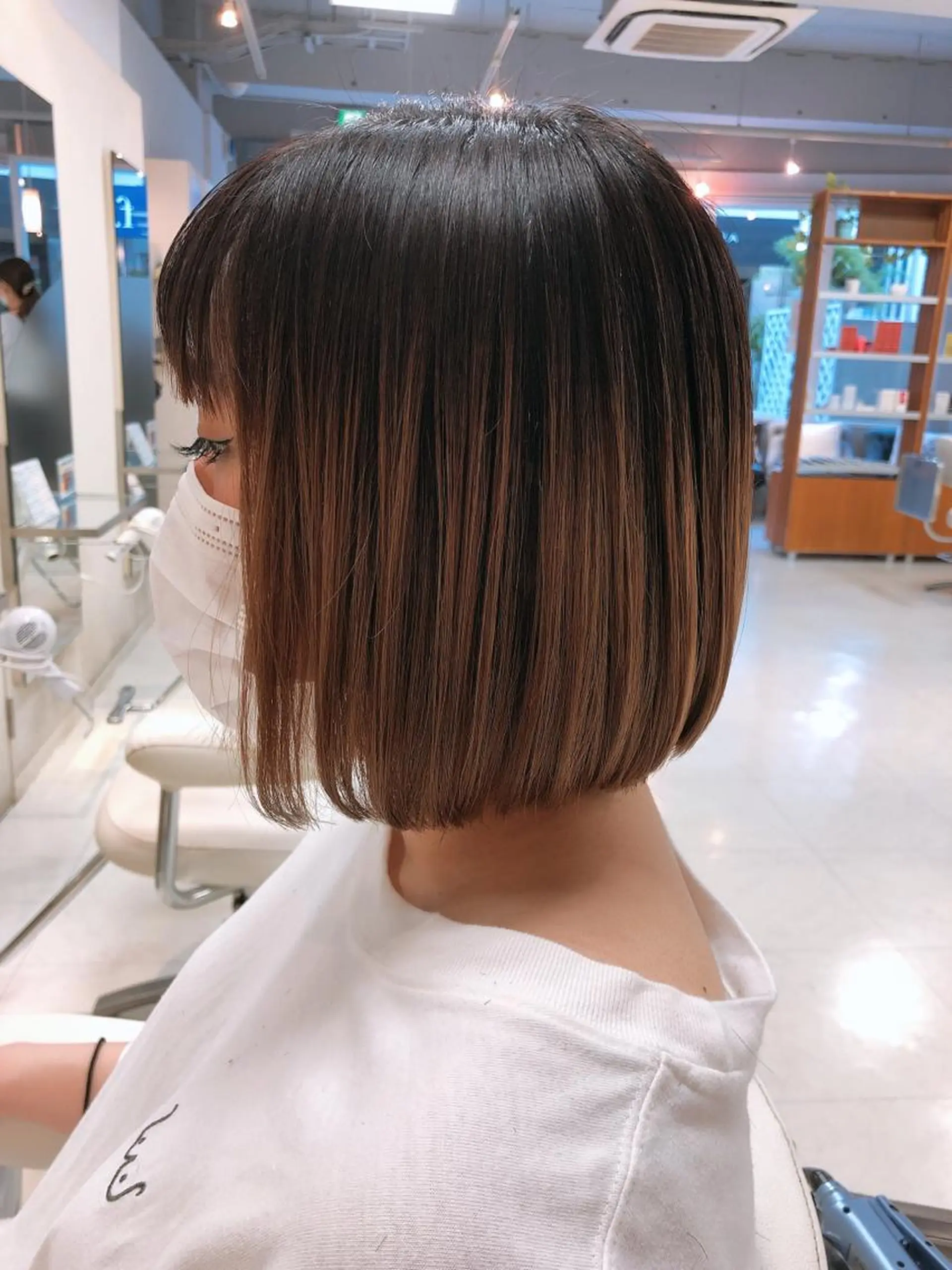 ミディアム 切りっぱなしボブ ボブ 阿部 美咲のヘアスタイル