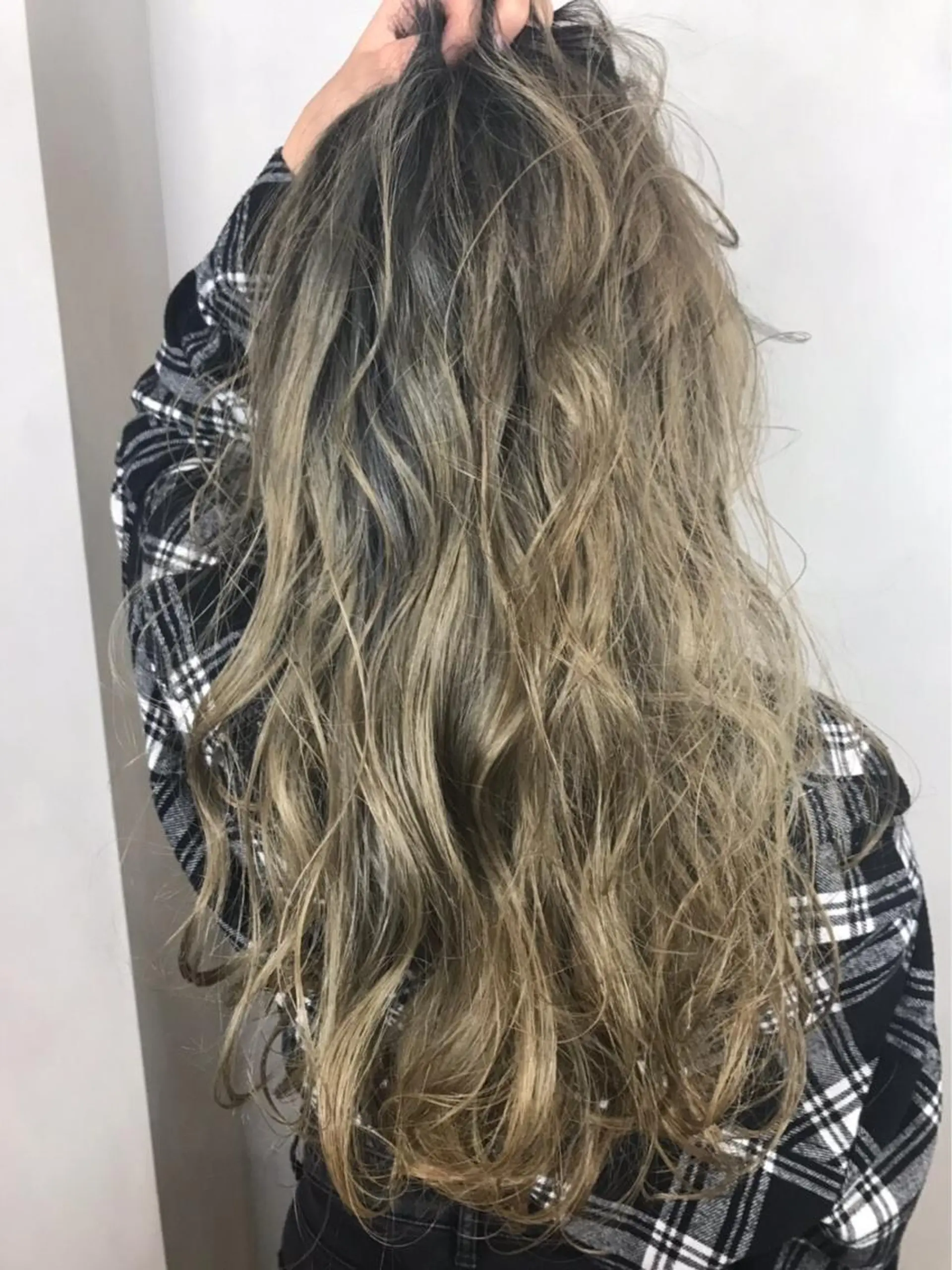 ロング カラー BROCANTE立川 karasawa.nのヘアスタイル