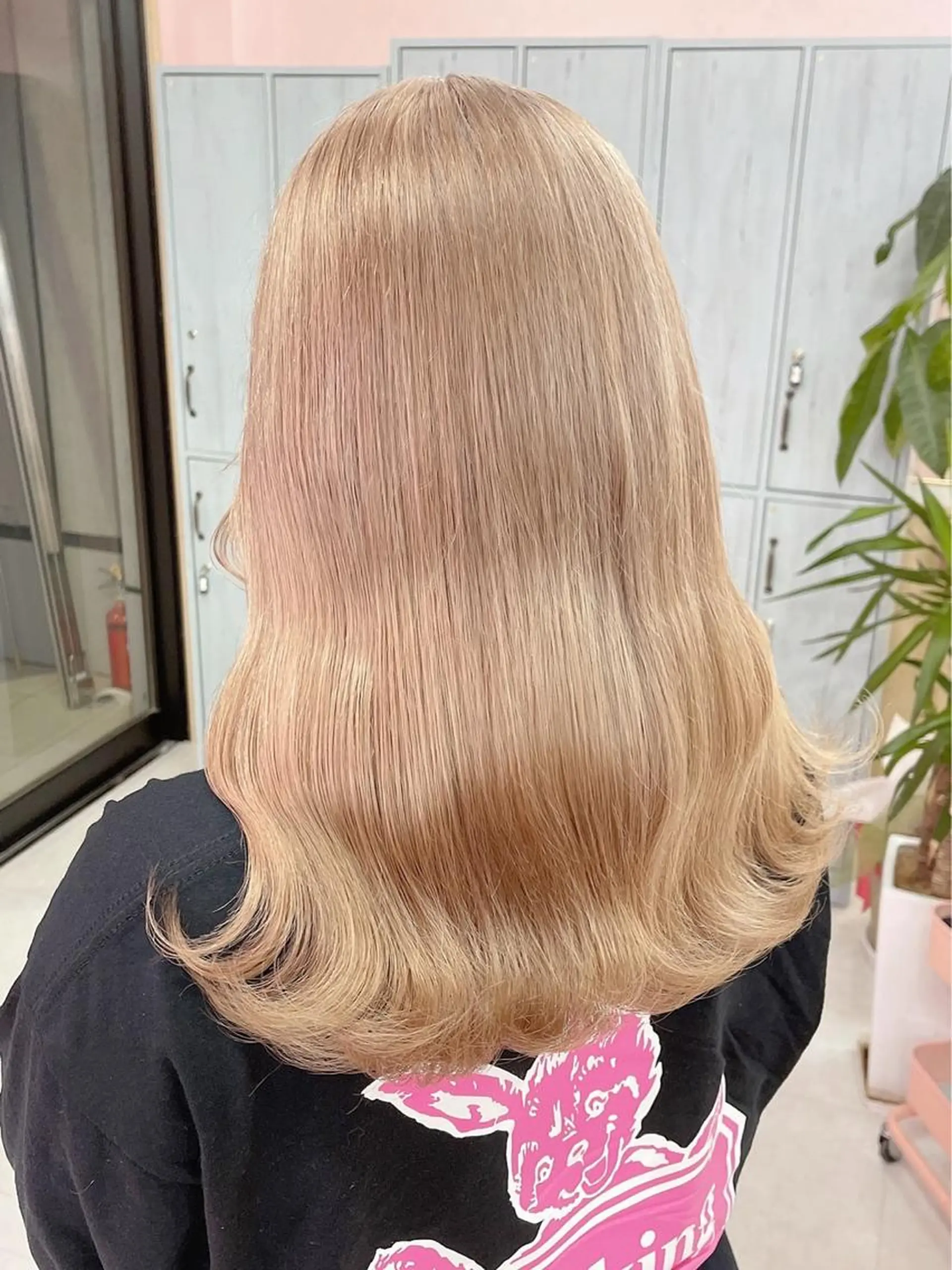 セミロング カラー アッシュ アッシュグレー アッシュグレージュ バレイヤージュ ミストバング 似合わせカットカラー 🌟ryusei⭐️のヘアスタイル