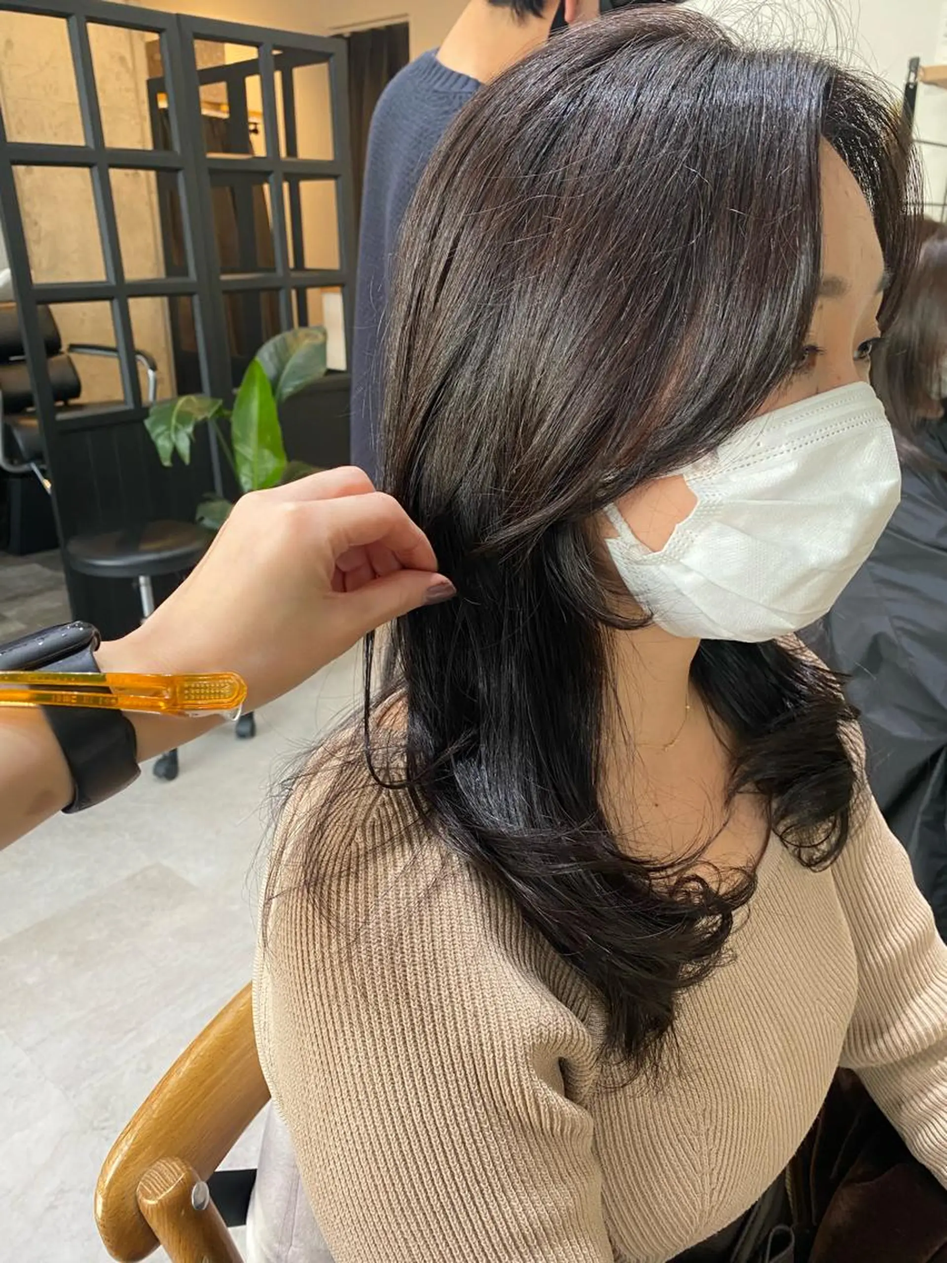 セミロング カラー カット ヘアカラー トリートメント 似合う髪型が 分からない方へのヘアスタイル
