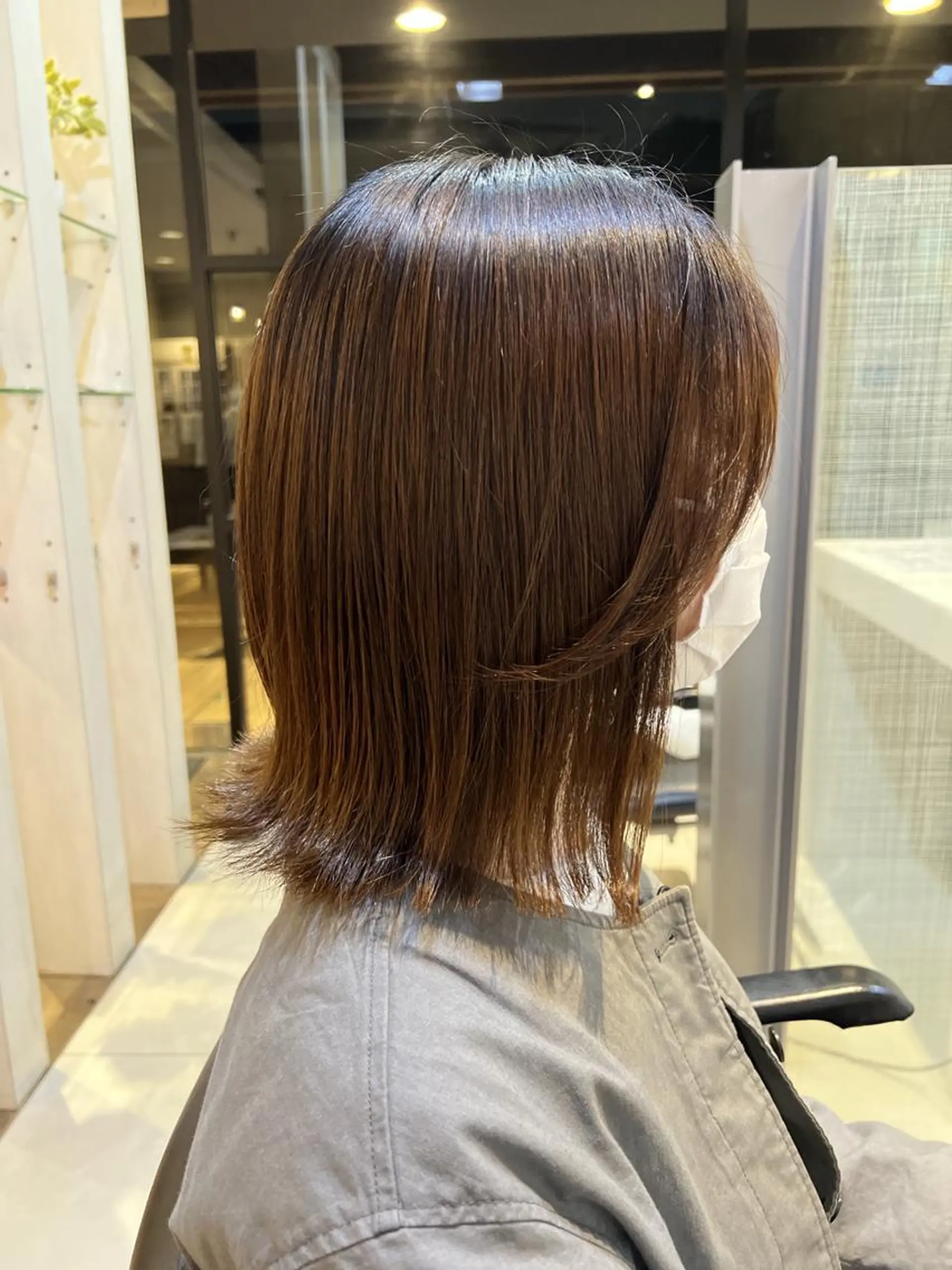 ミディアム 小澤 奈津美のヘアスタイル