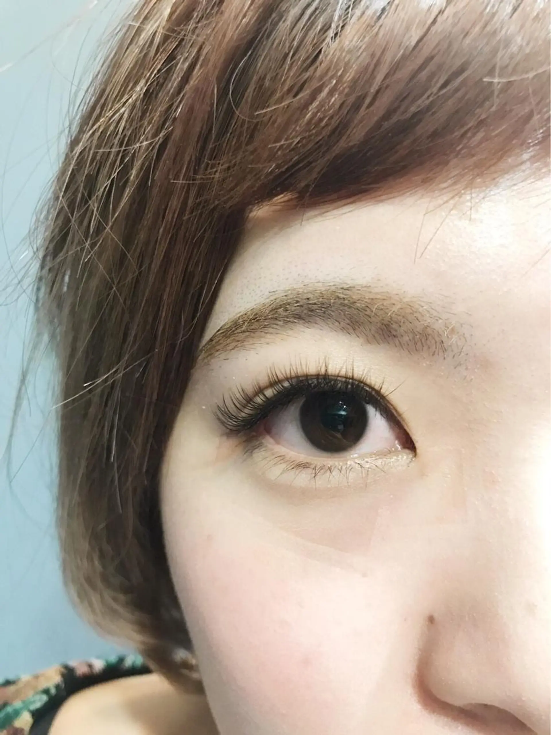 マツエク・マツパ ナチュラル レイヤーカット 早崎太生のヘアスタイル