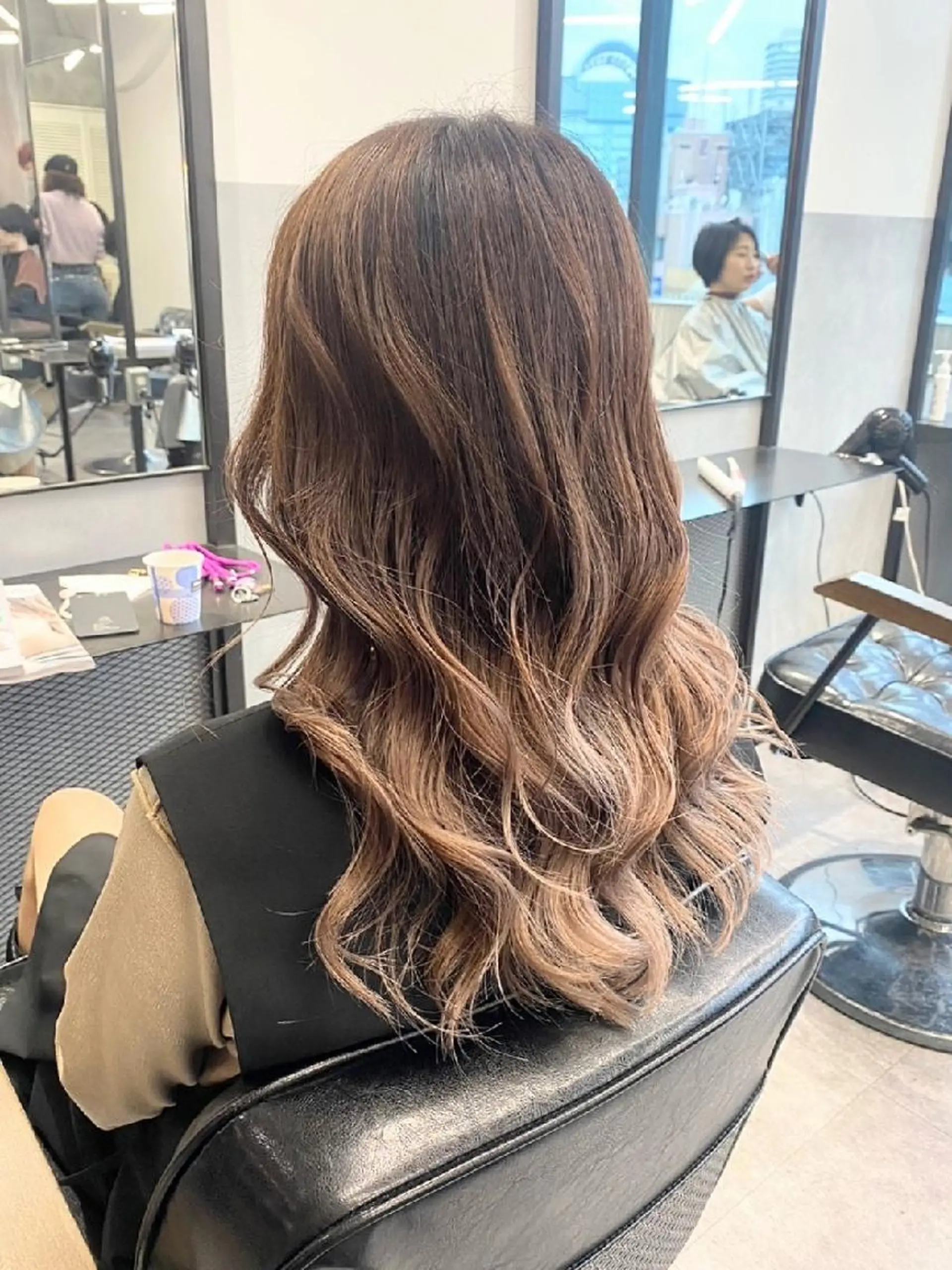 ロング カット ヘアカラー トリートメント ✨本日空きあります✨ 遠田コウヘイ🌟のヘアスタイル