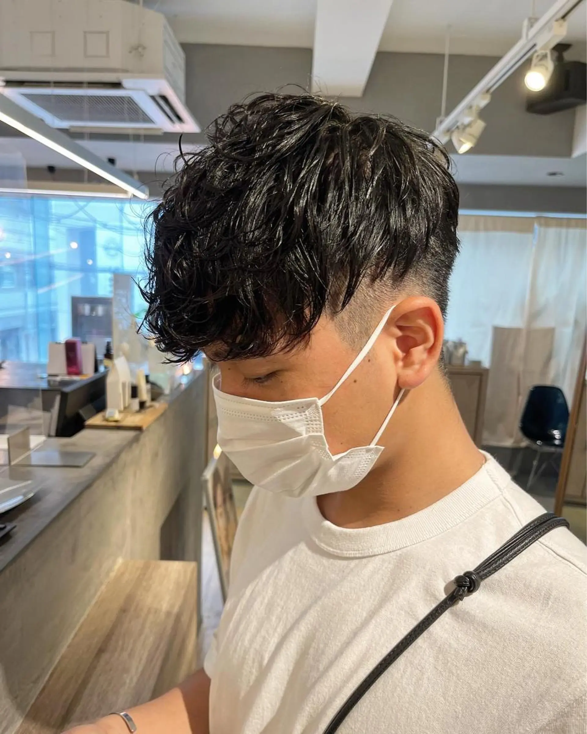 ショート パーマ メンズ カット パーマ SCENEbyRAD helmのヘアスタイル