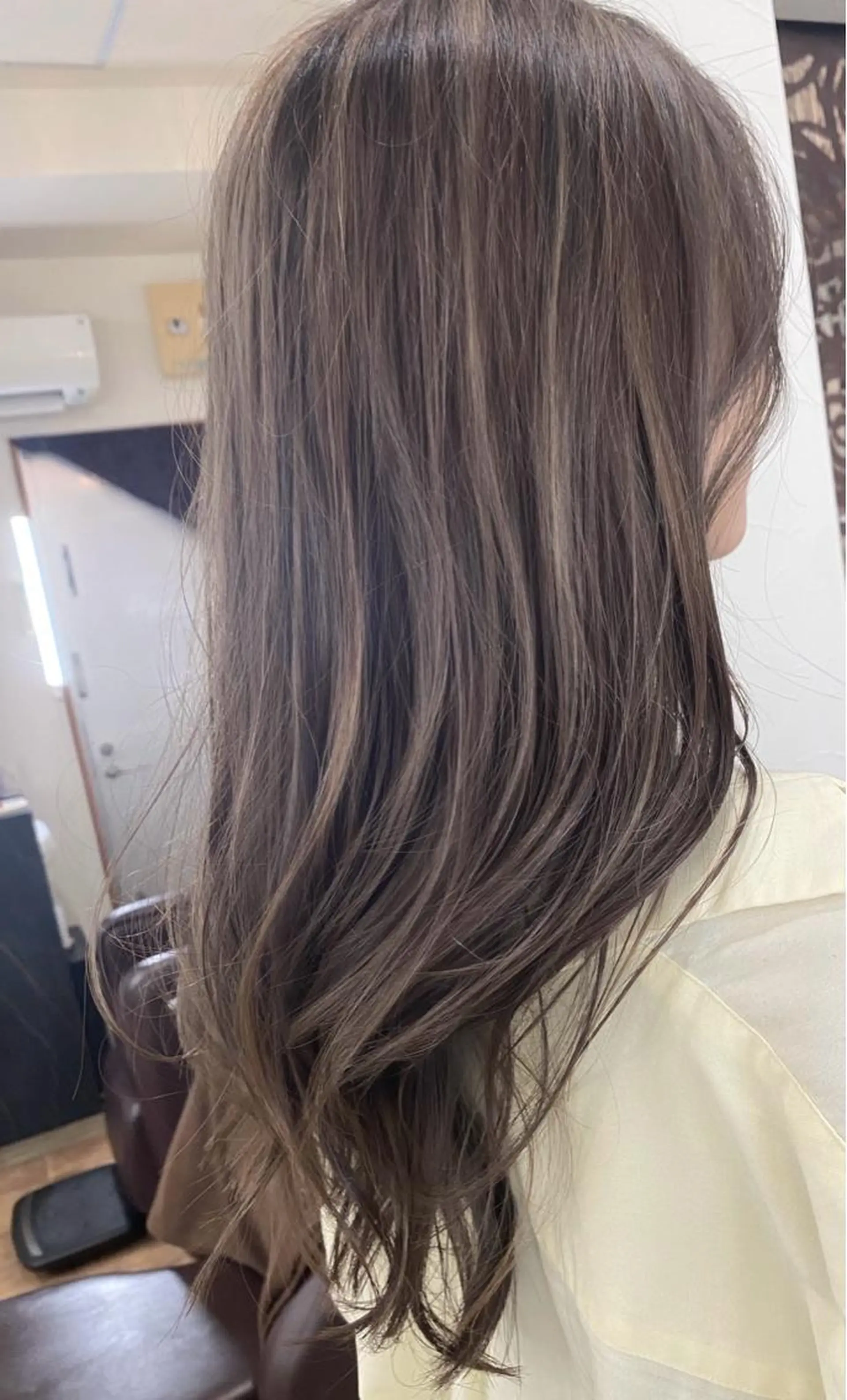 ミディアム カラー カット ヘアカラー grand juteのヘアスタイル