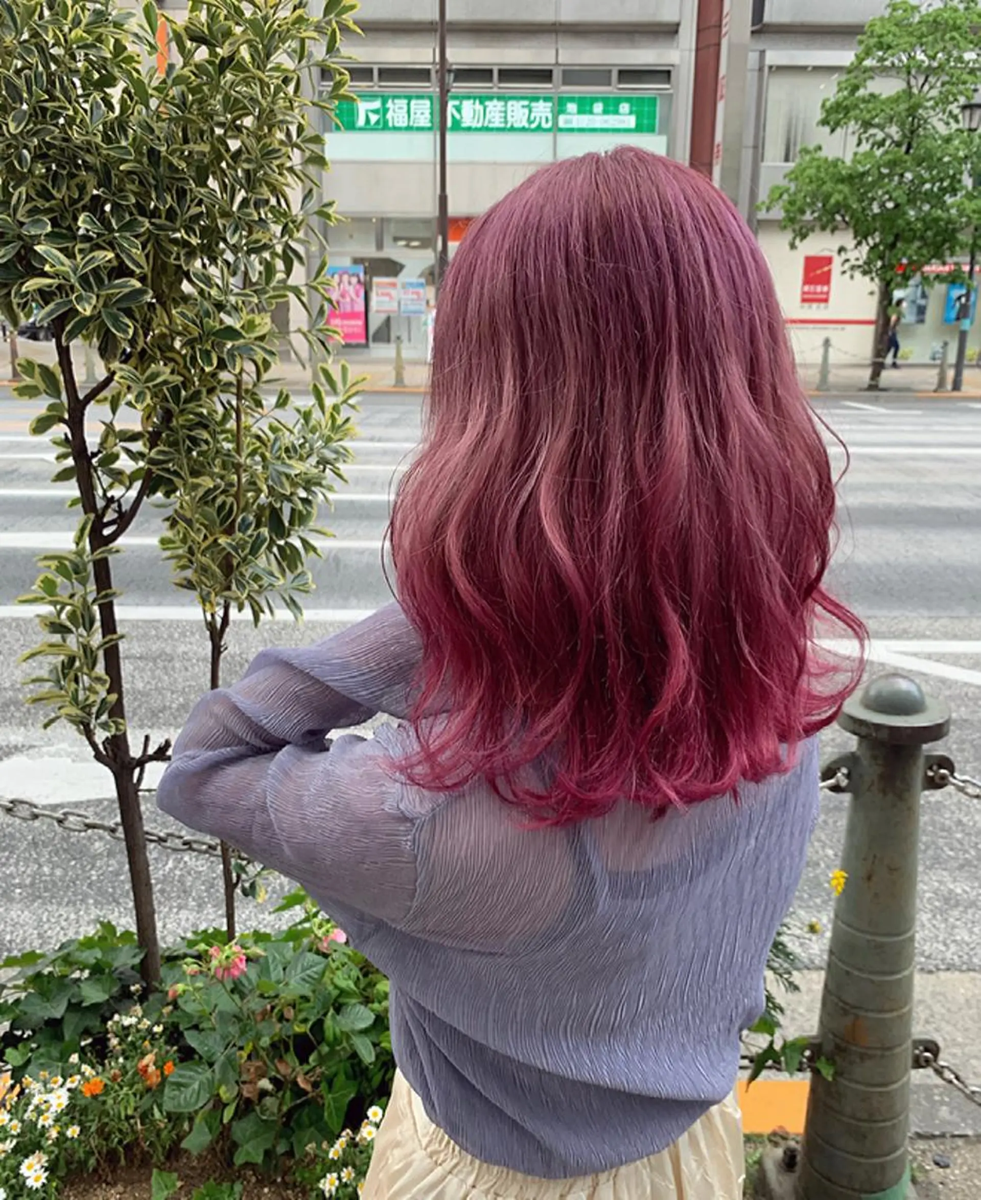 ミディアム サロウィン新宿三丁目East所属・顔周りレイヤー/新宿 /モテ艶カラー/航介のヘアスタイル