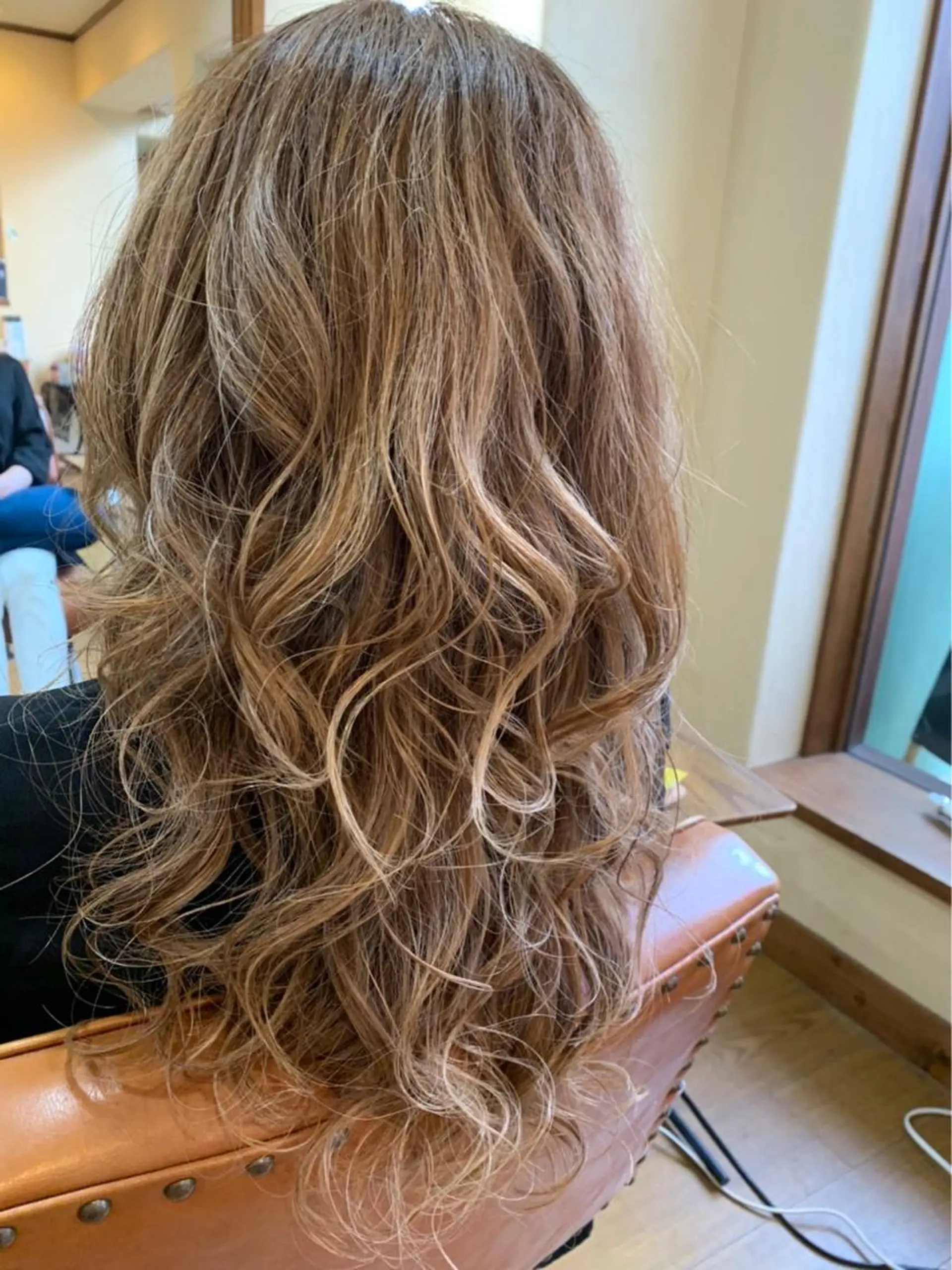 ロング ハイライト カット ヘアカラー トリートメント R's hair 大道瞳のヘアスタイル