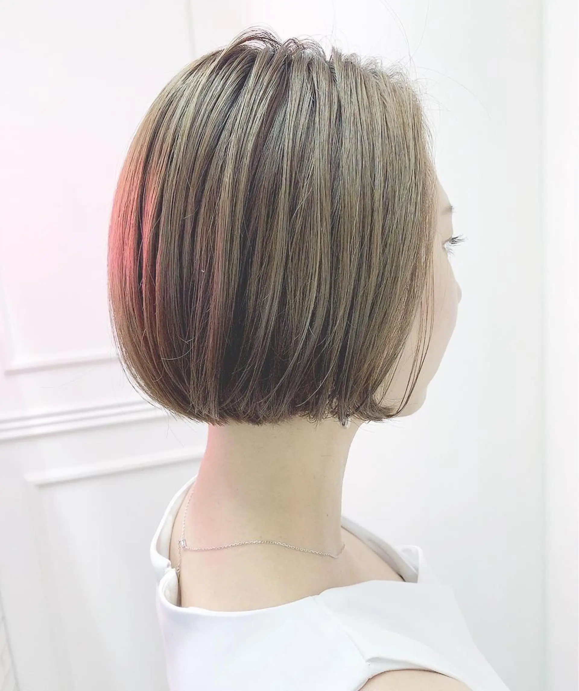 ショート カラー 肌に馴染む暗髪 梅田・増田のヘアスタイル