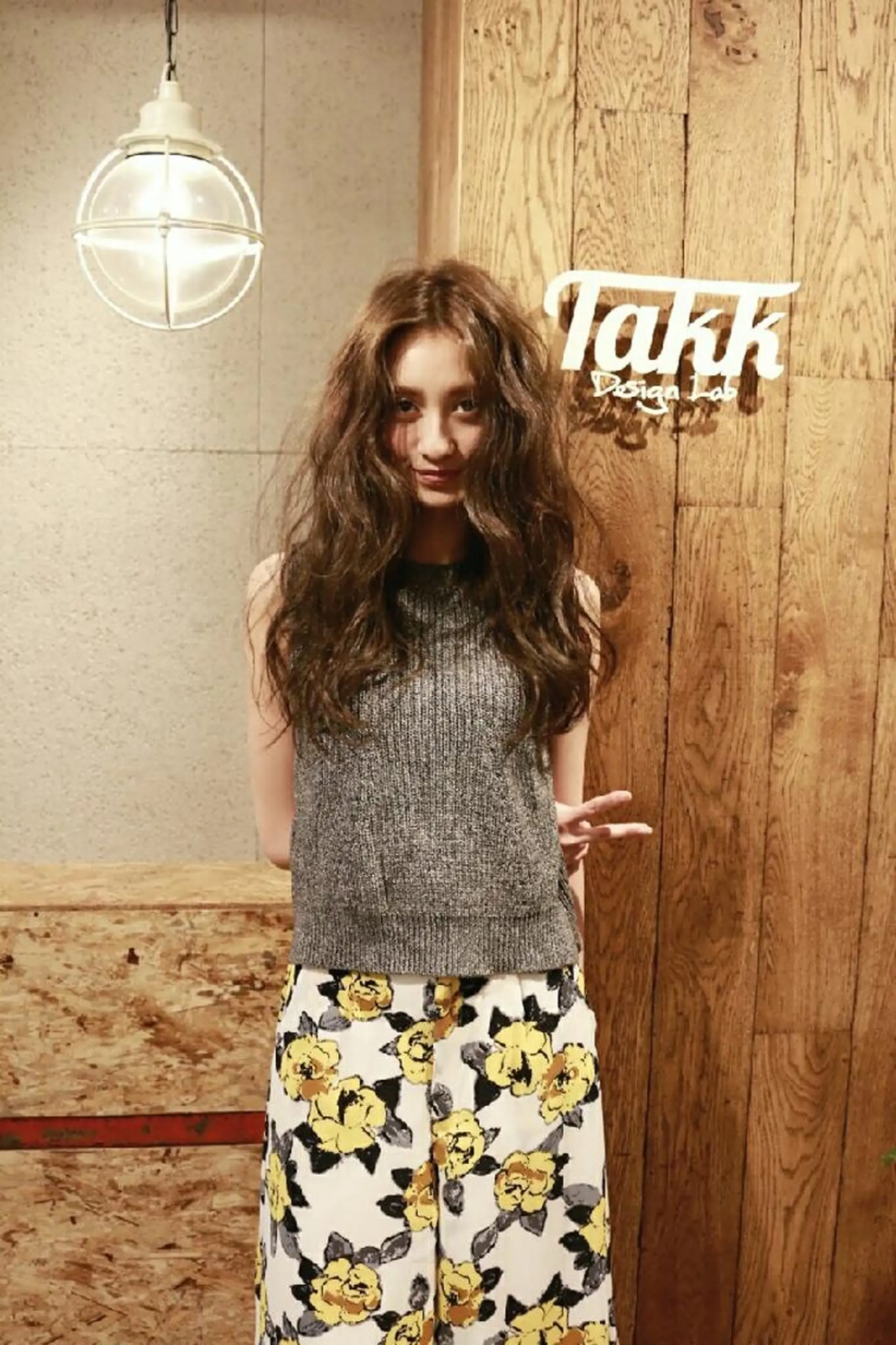 ロング パーマ カラー ロング takk design labのヘアスタイル