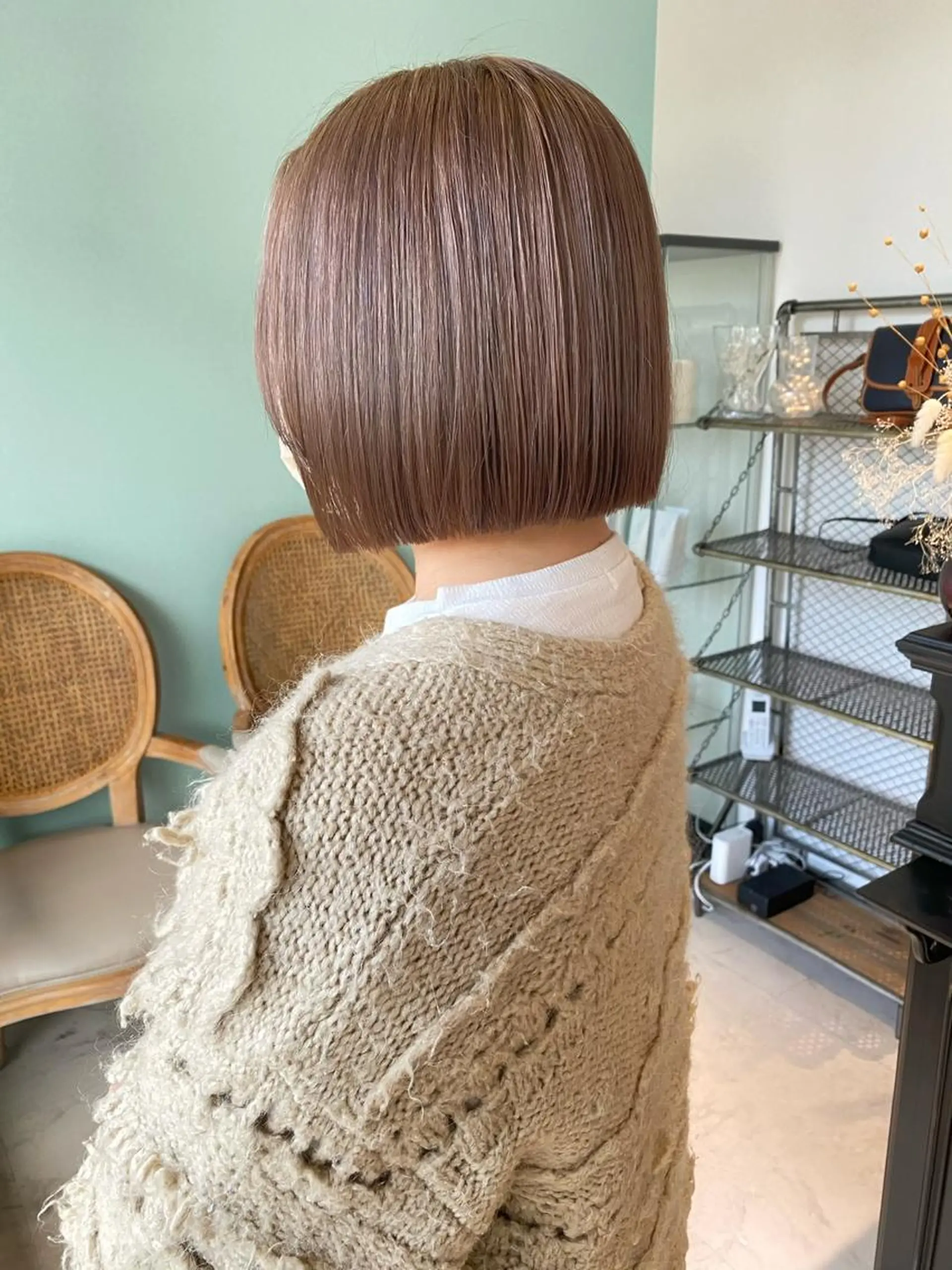 ショート カラー 藤井 貴美子のヘアスタイル