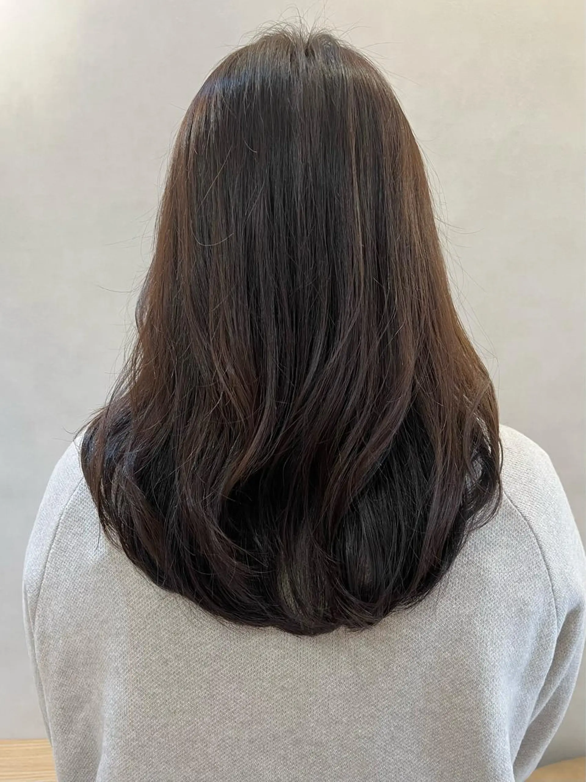 ミディアム カラー ヘアアレンジ カット ヘアカラー トリートメント IVY joure Suzu.のヘアスタイル