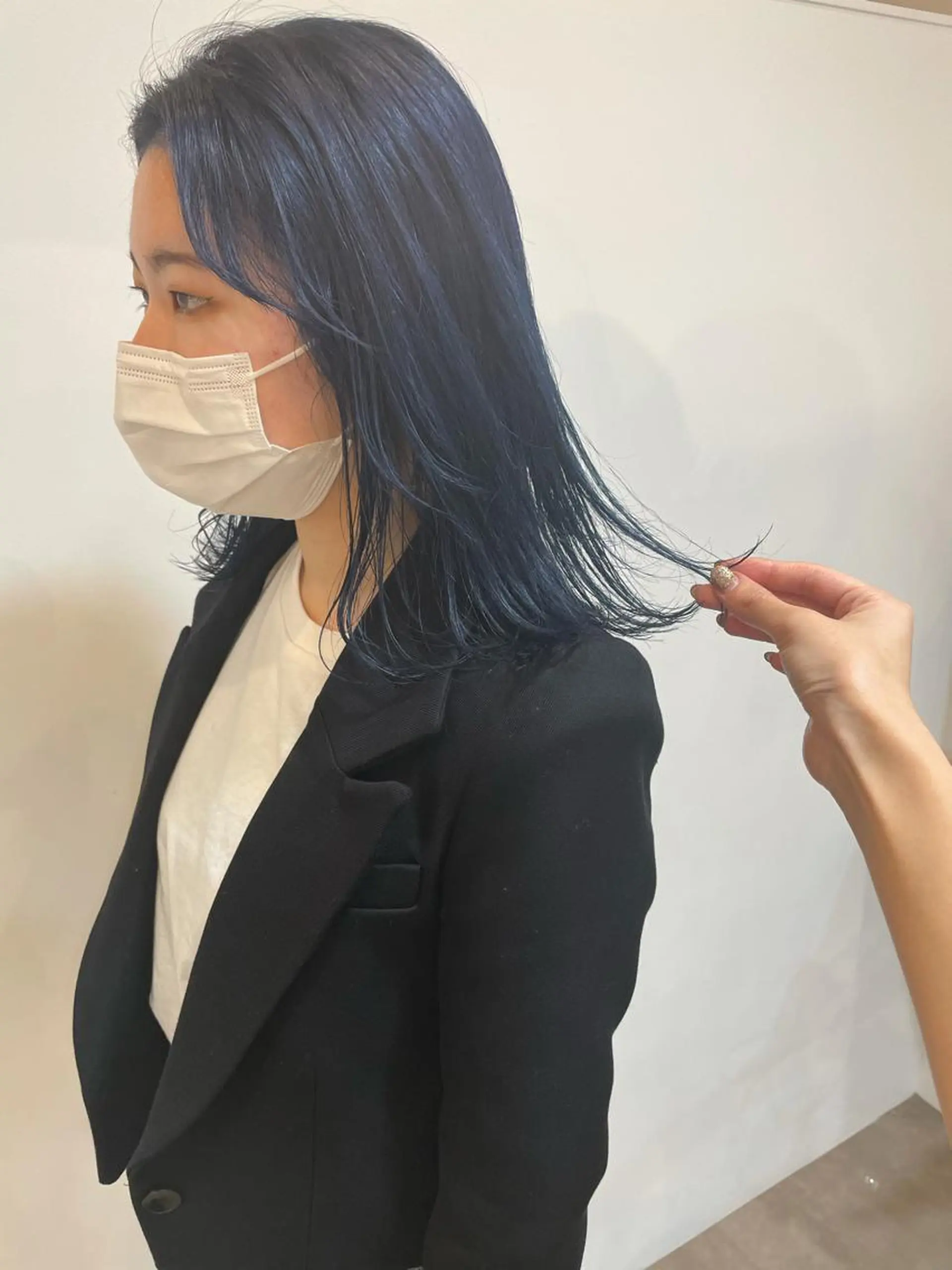 ミディアム カラー 大迫 江梨のヘアスタイル