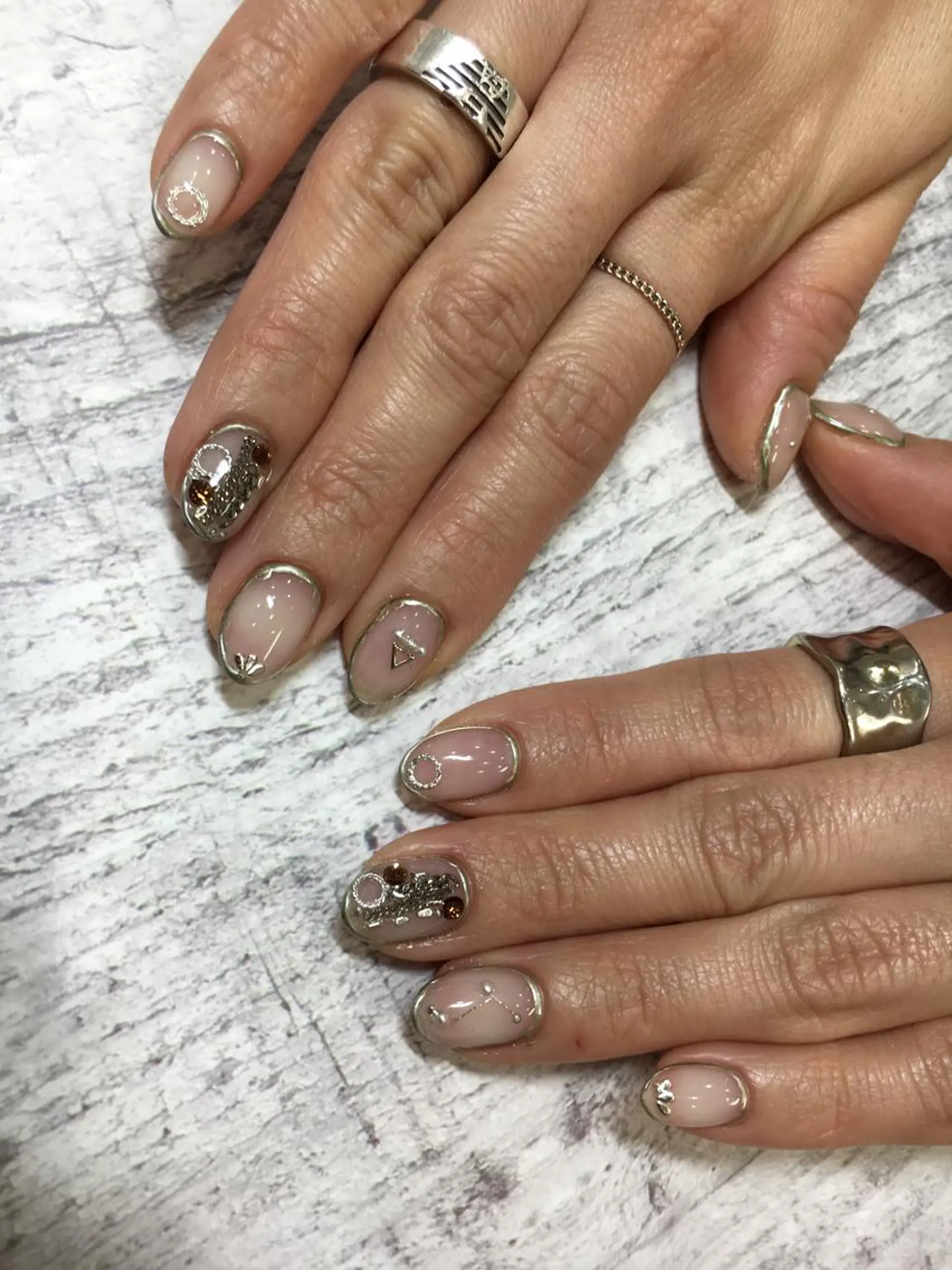 ネイル キュービック 明石店のネイルデザイン