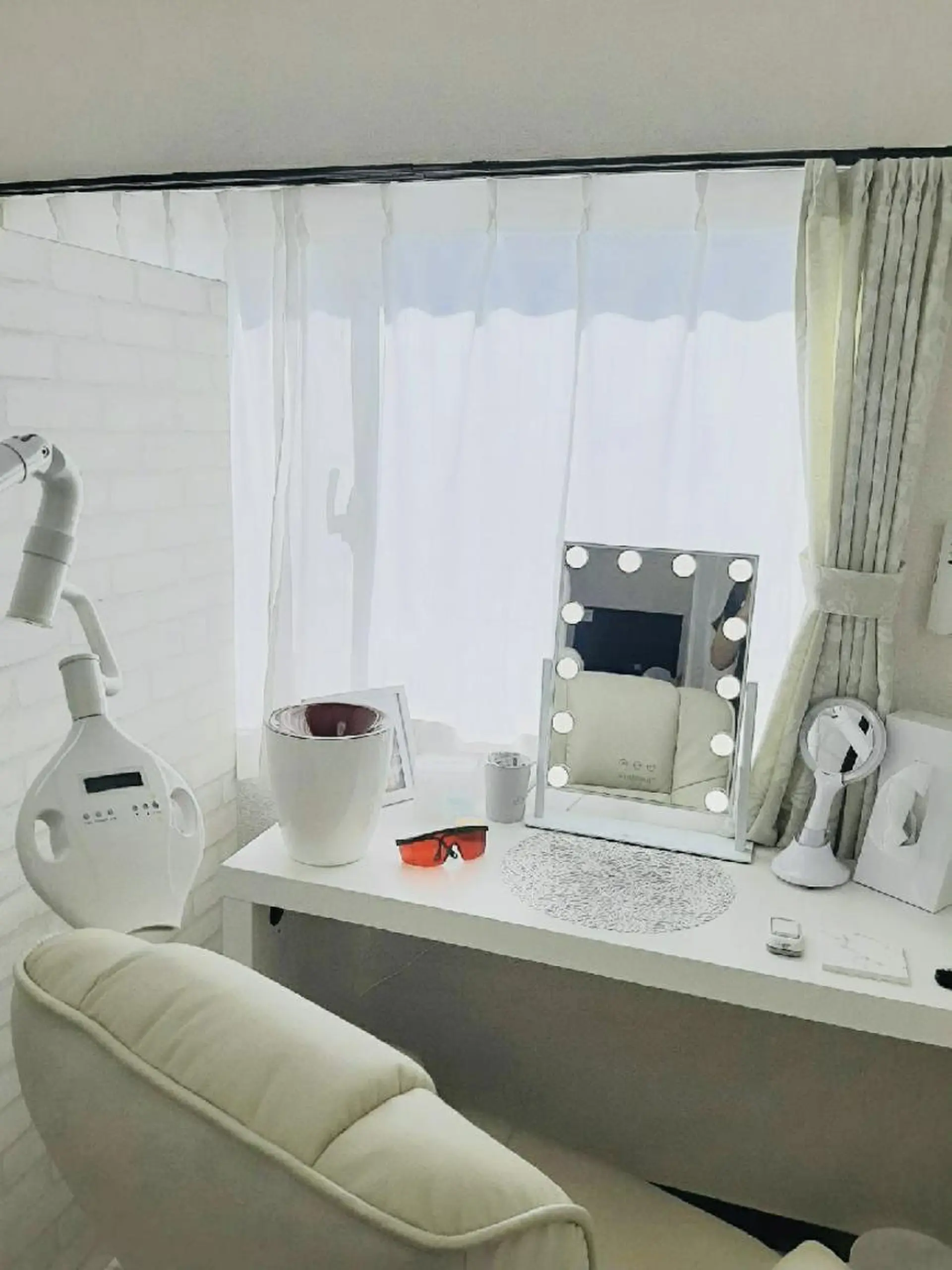 メンズ マツエク・マツパ キッズ カラー パーマ ネイル ヘアアレンジ ロング LOVE ホワイトニング下北沢のエステ・リラクイメージ