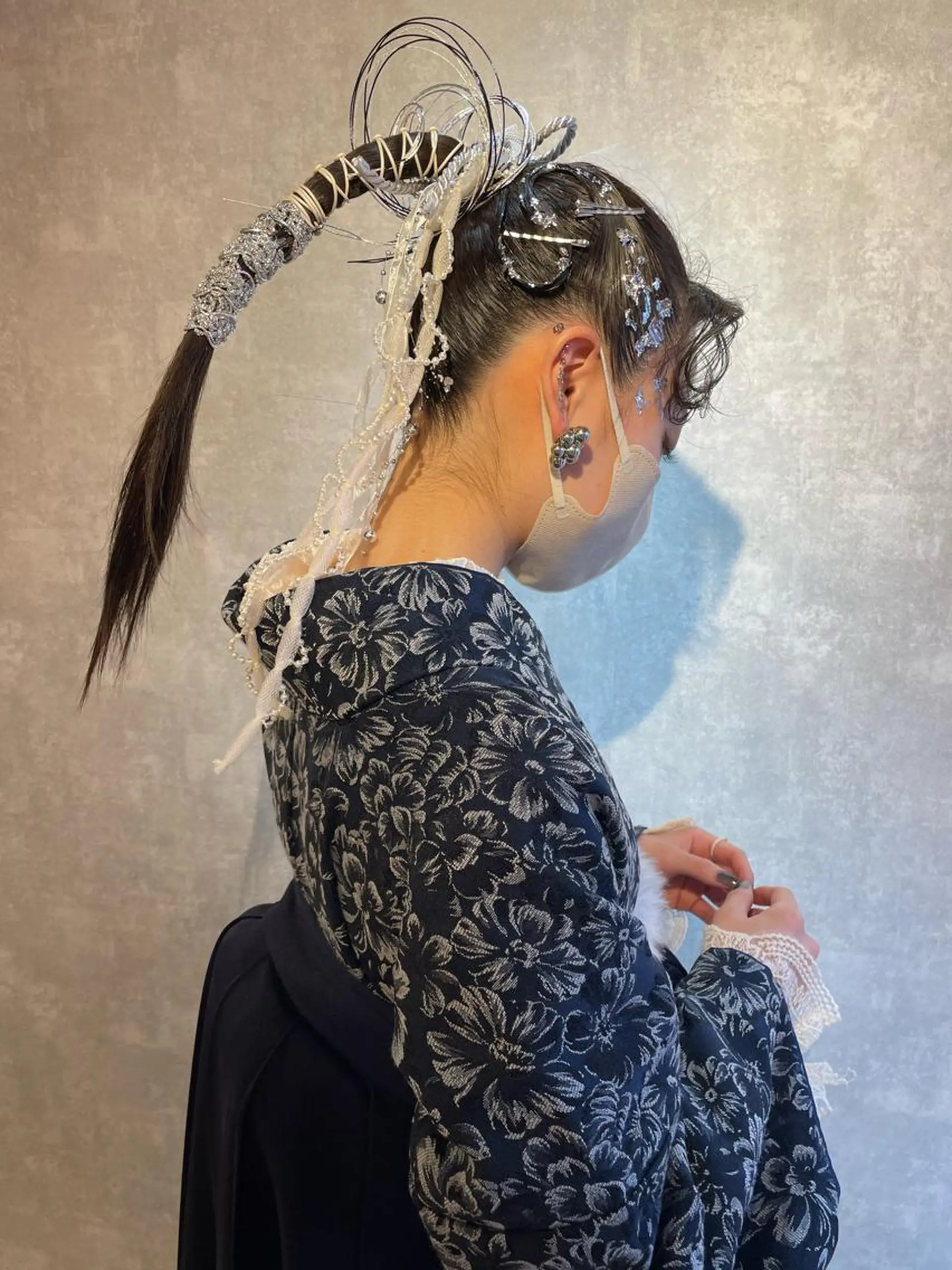 ロング ヘアアレンジ 成人式 卒業式のヘアスタイル 着付け arrow🖤 もえみのその他イメージ