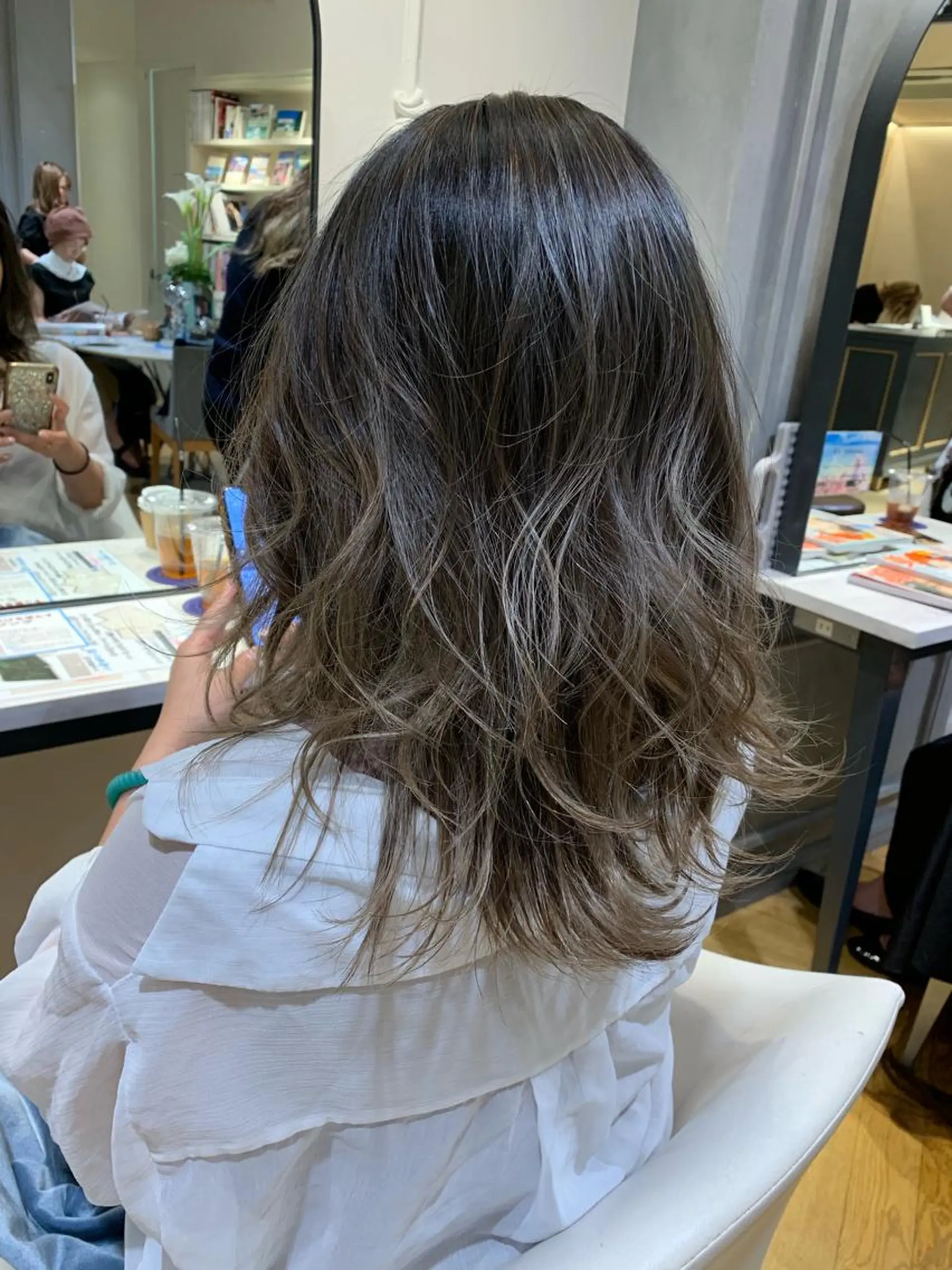 ロング 乾かすだけで艶髪酸性 ストレート髙橋悠耶のヘアスタイル