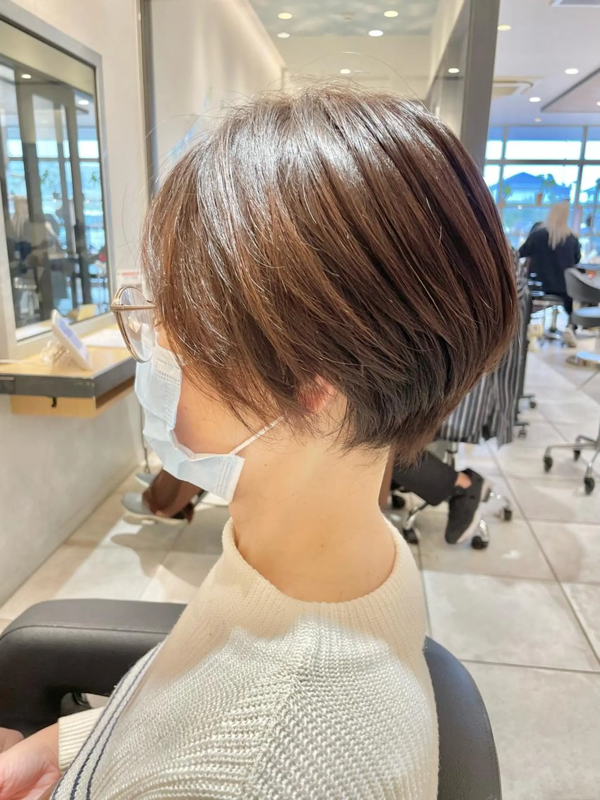 ショート カラー カット ヘアカラー トリートメント ヘアセット 渡部雄大 ショート／縮毛矯正のヘアスタイル