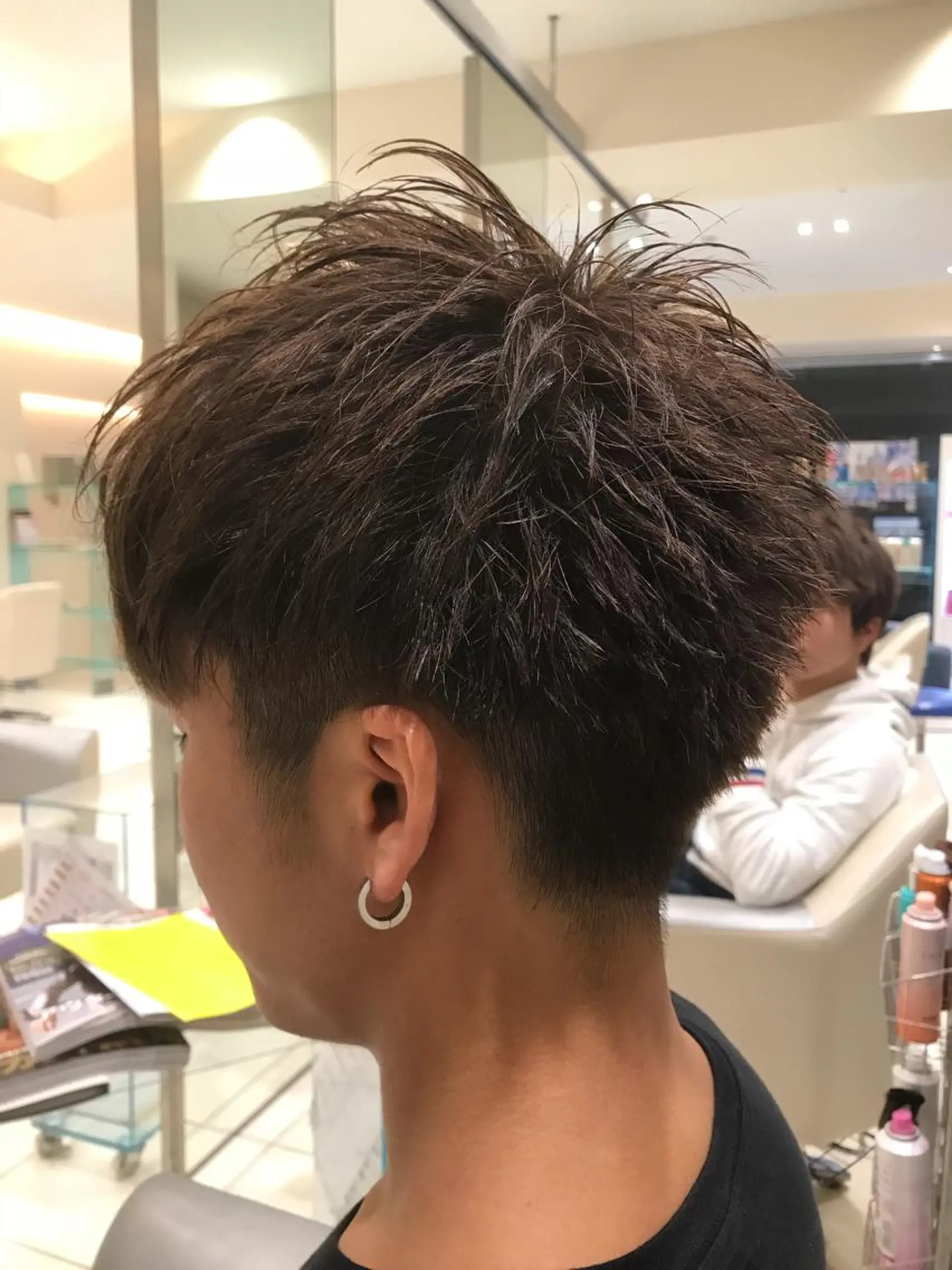 ショート カラー パーマ ヘアアレンジ メンズ キッズ ネイル マツエク・マツパ ツーブロック 刈り上げ メンズネイル ヘアカラー トリートメント EnBlesS西宮 マンツーマン神道有基のヘアスタイル