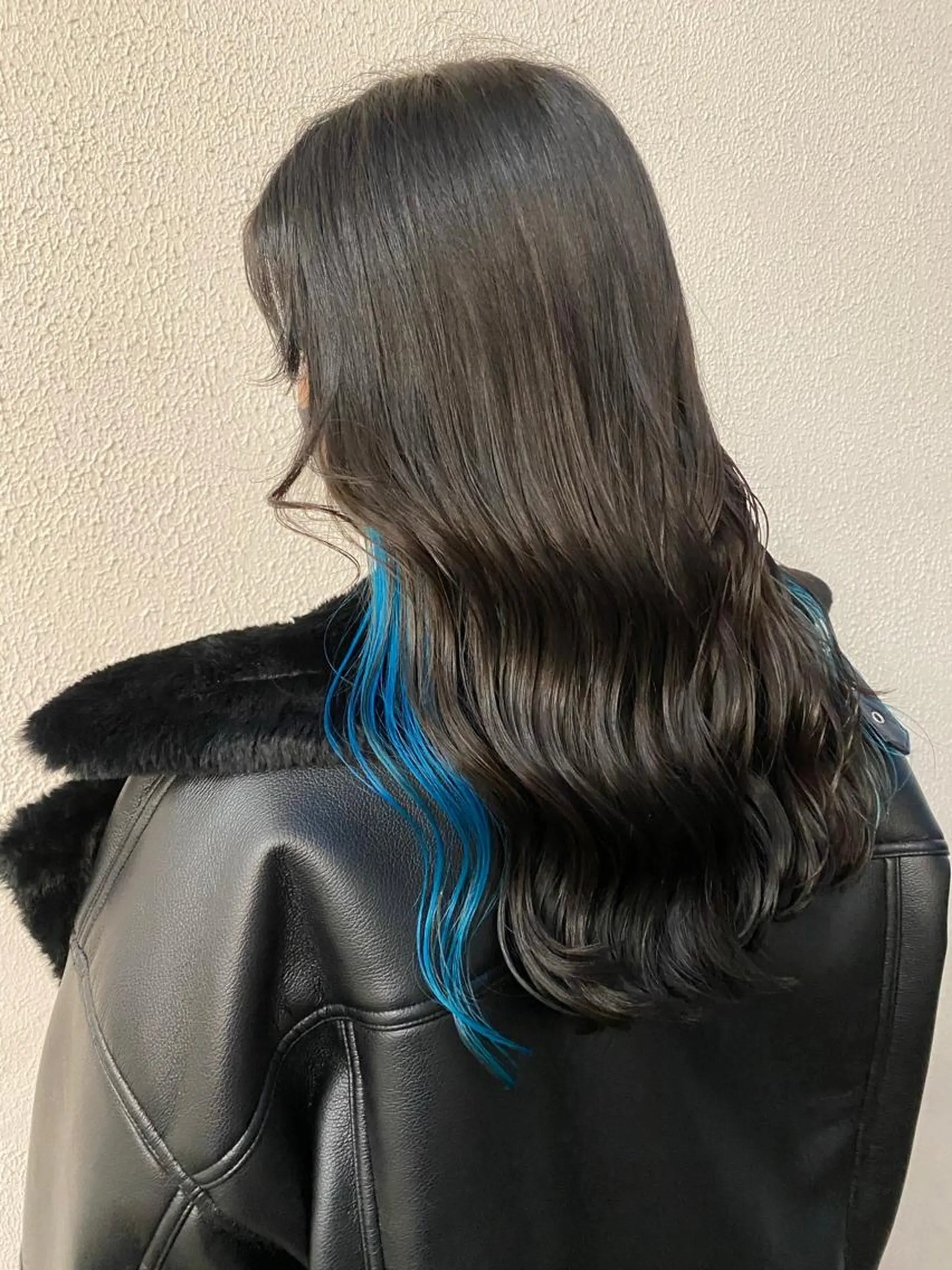 ロング カラー ブルーカラー インナーカラー カット ヘアカラー ［パサつき改善］＊ 髪質改善ケアサロン＊のヘアスタイル