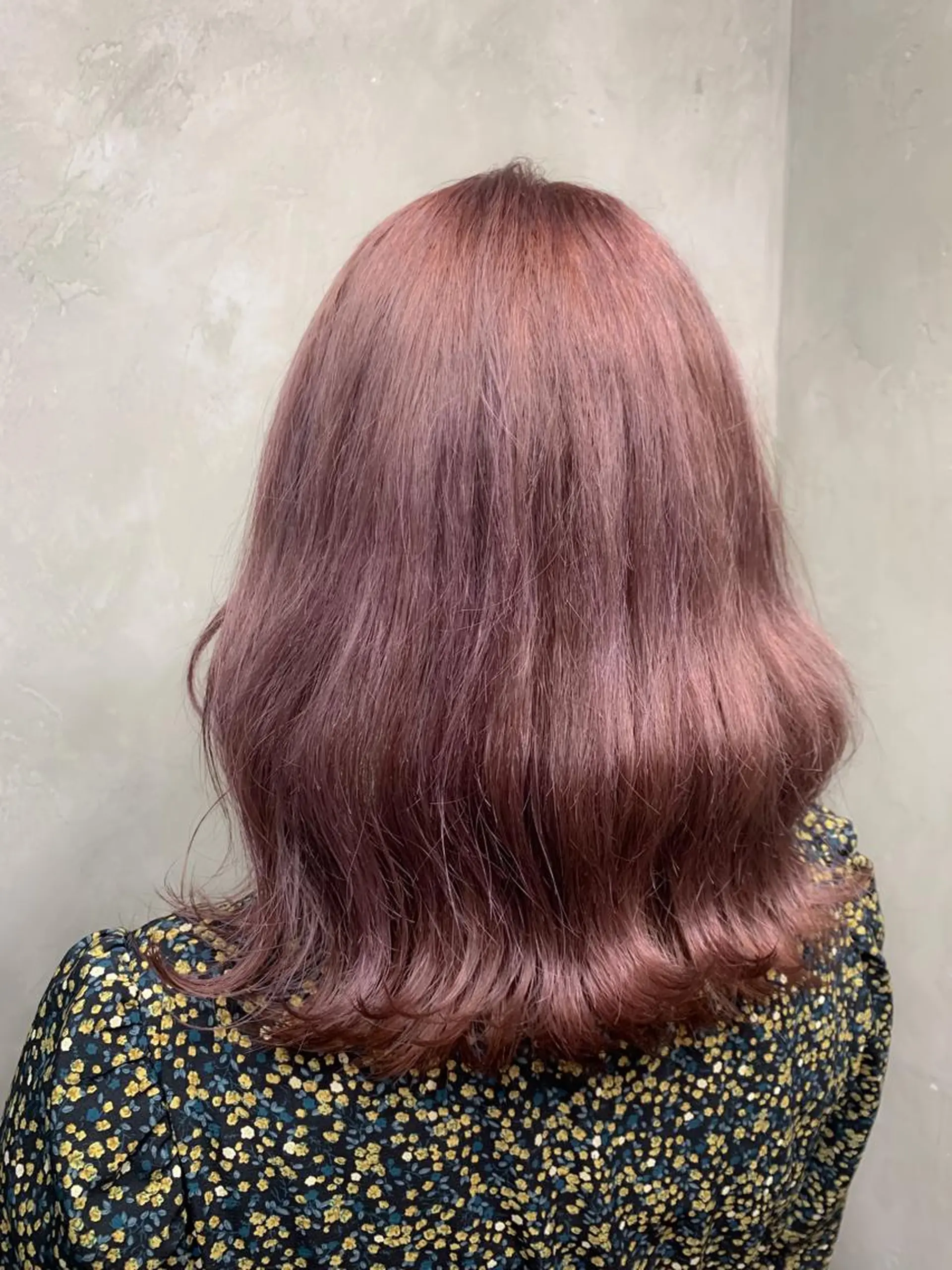 ミディアム カラー パーマ ピンクカラー 🌈髪質改善💕 縮毛矯正✨青木まで✨のヘアスタイル
