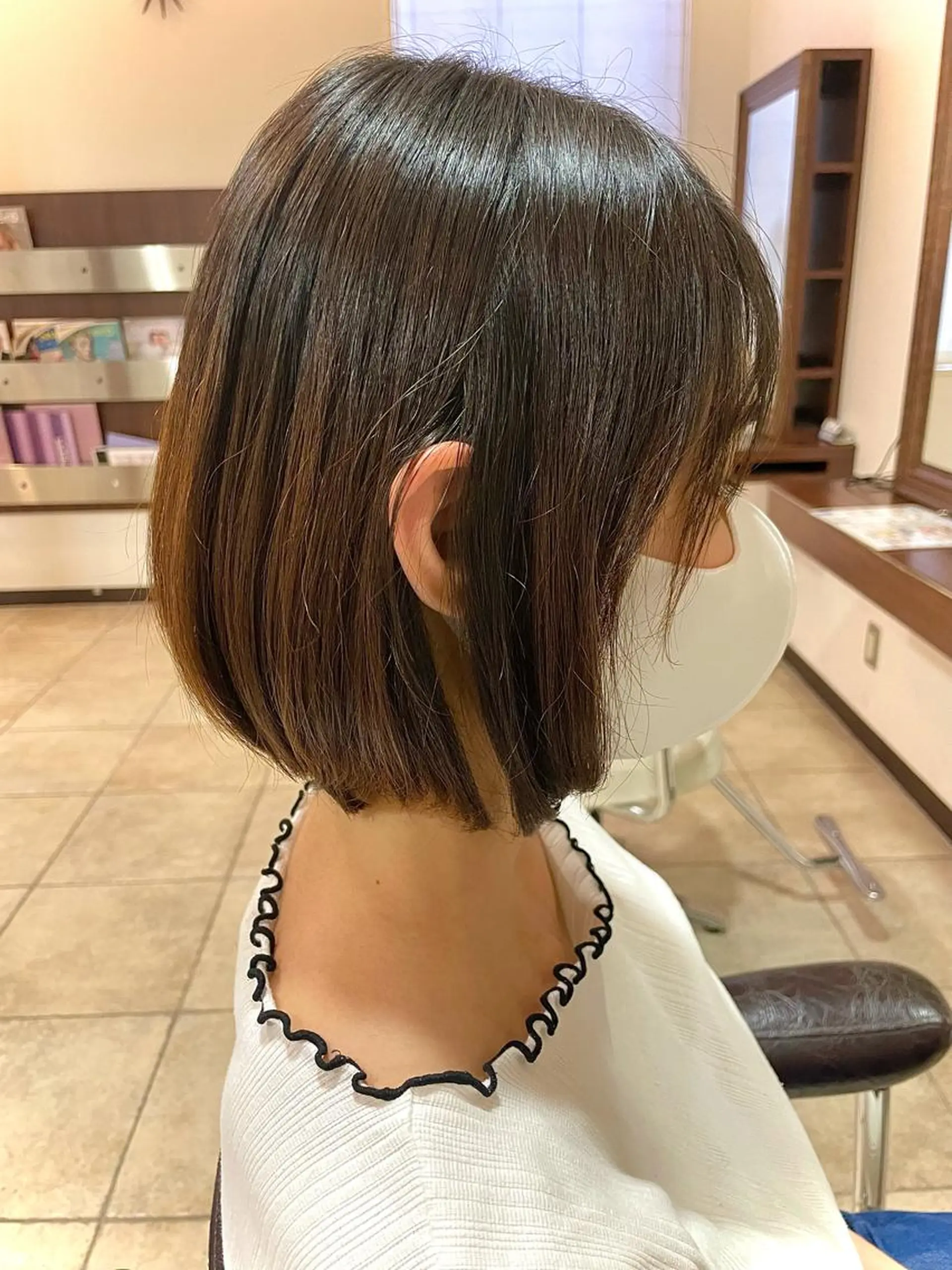 ショート パーマ 縮毛矯正 ストレートパーマ カット 吉田 桃夏のヘアスタイル