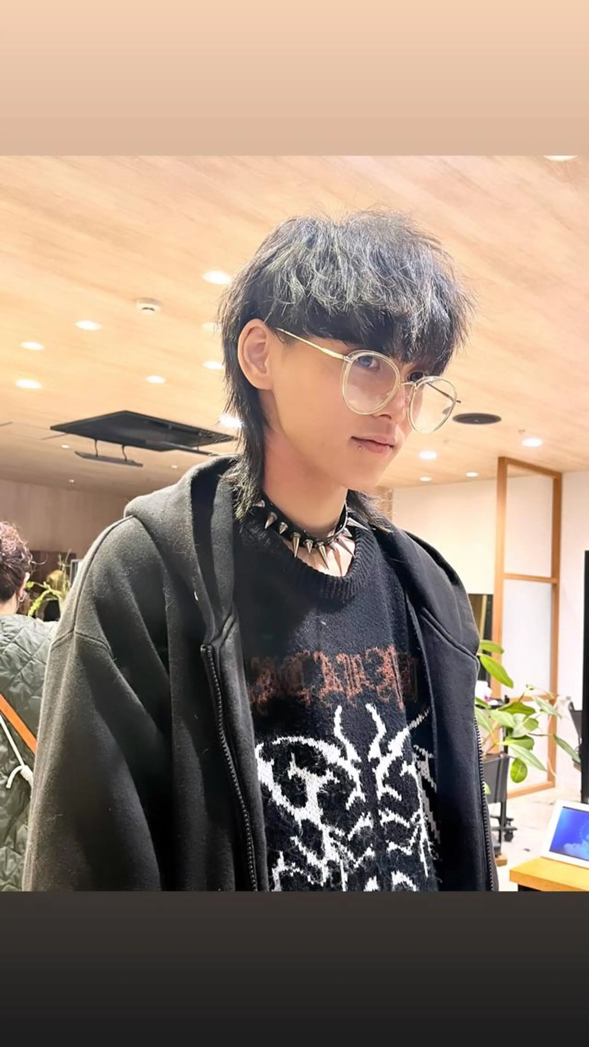 ショート メンズ 産休中です 艶カラー♡オカのヘアスタイル