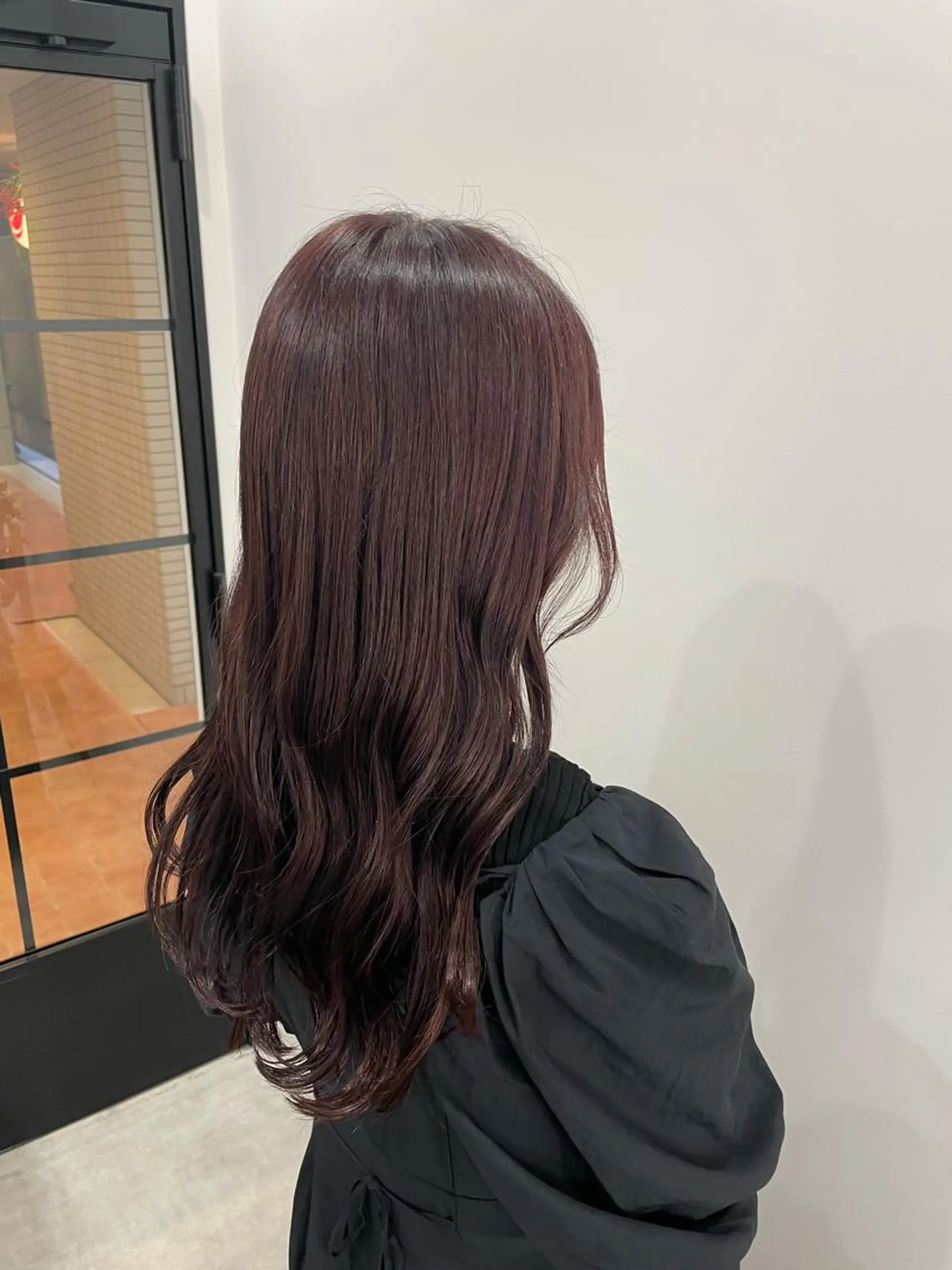 セミロング カラー バイオレットカラー ヘアセット ニシザカ マナのヘアスタイル