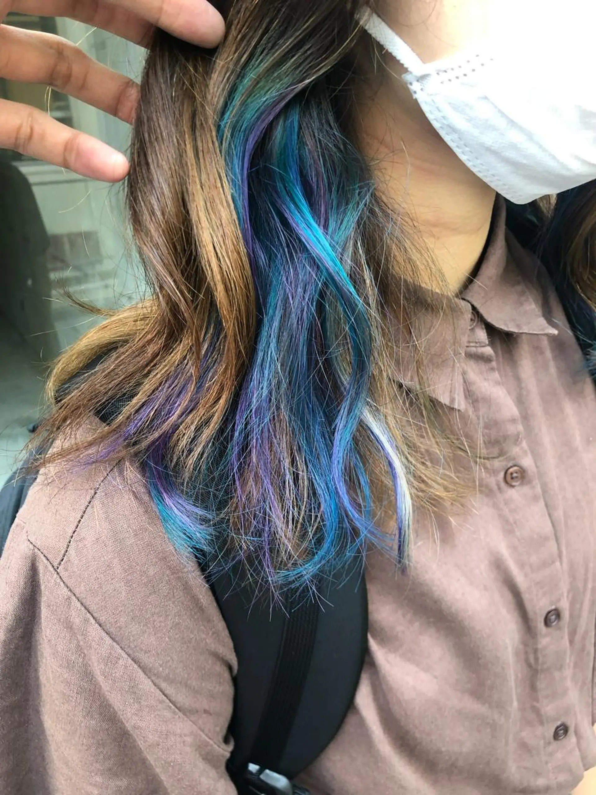 ミディアム カラー アッシュ バレイヤージュ ミストバング ベージュカラー ブリーチ カット ヘアカラー トリートメント 原宿サロン代表 デザインカラー伊藤卓のヘアスタイル