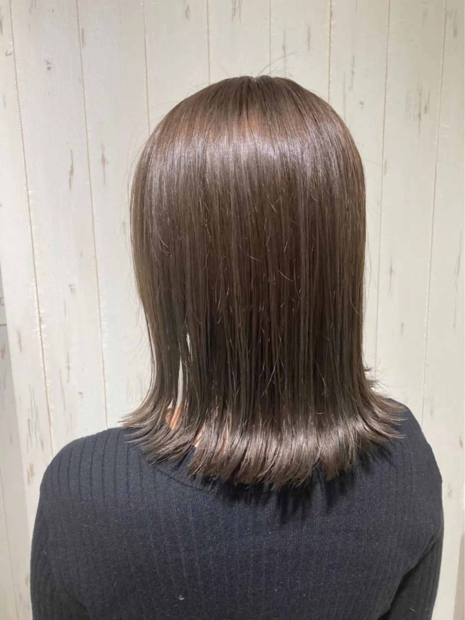 ミディアム うたな .のヘアスタイル